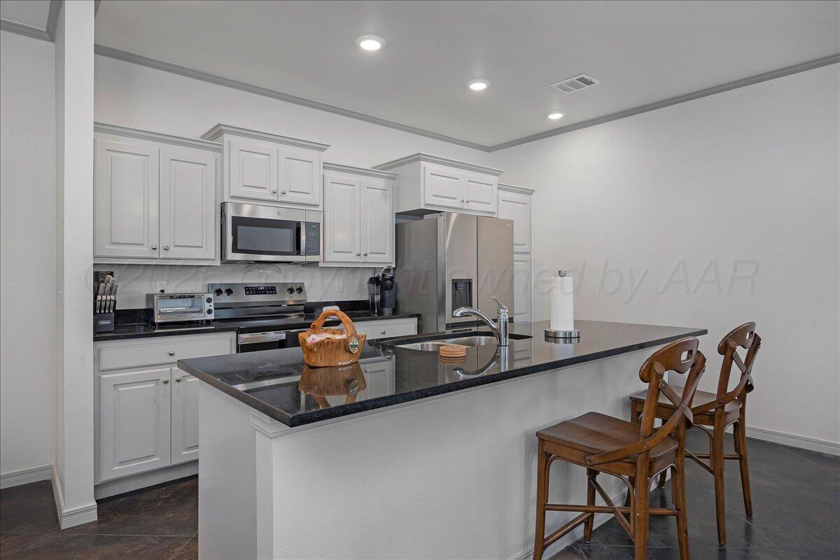 7501 Wellington Property Photo 8