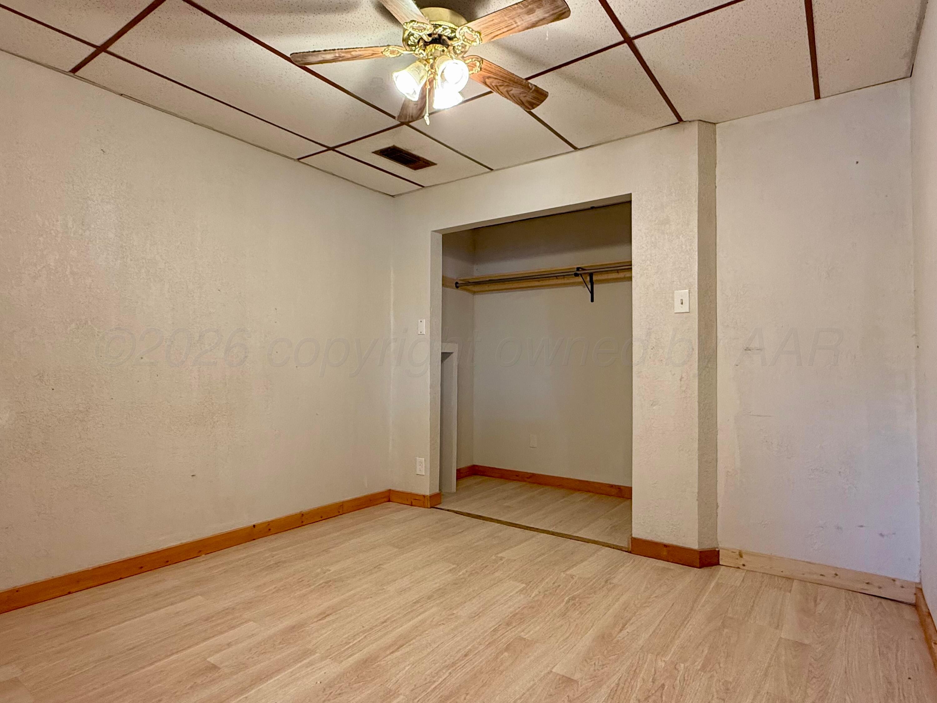 522 E Francis Avenue Property Photo 8