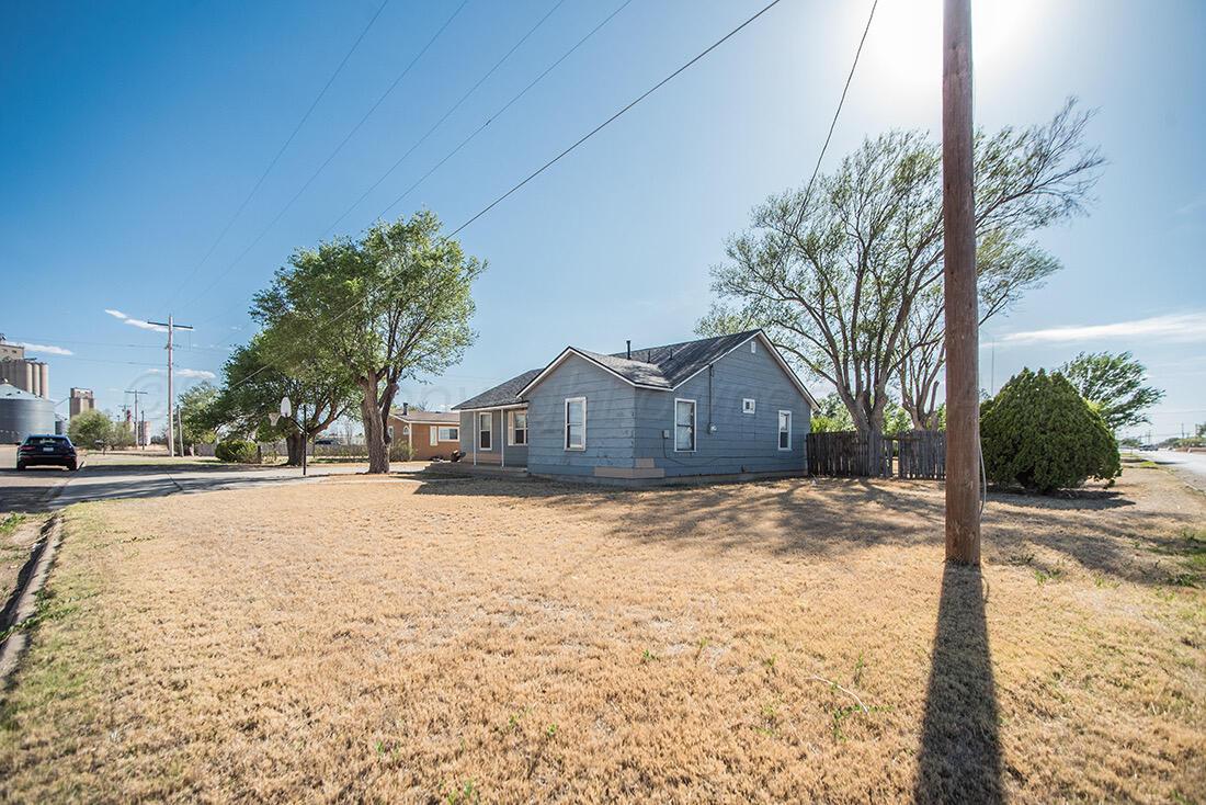 411 Ne 4th Street Property Photo 2