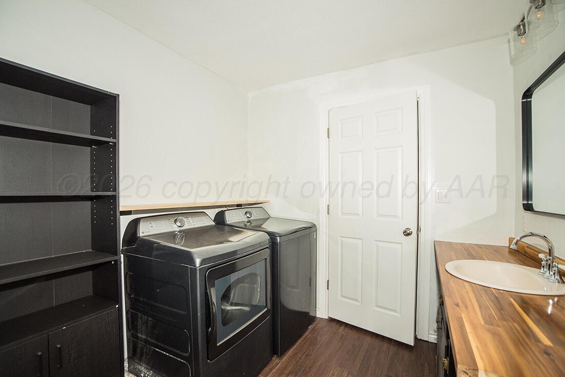 411 Ne 4th Street Property Photo 13