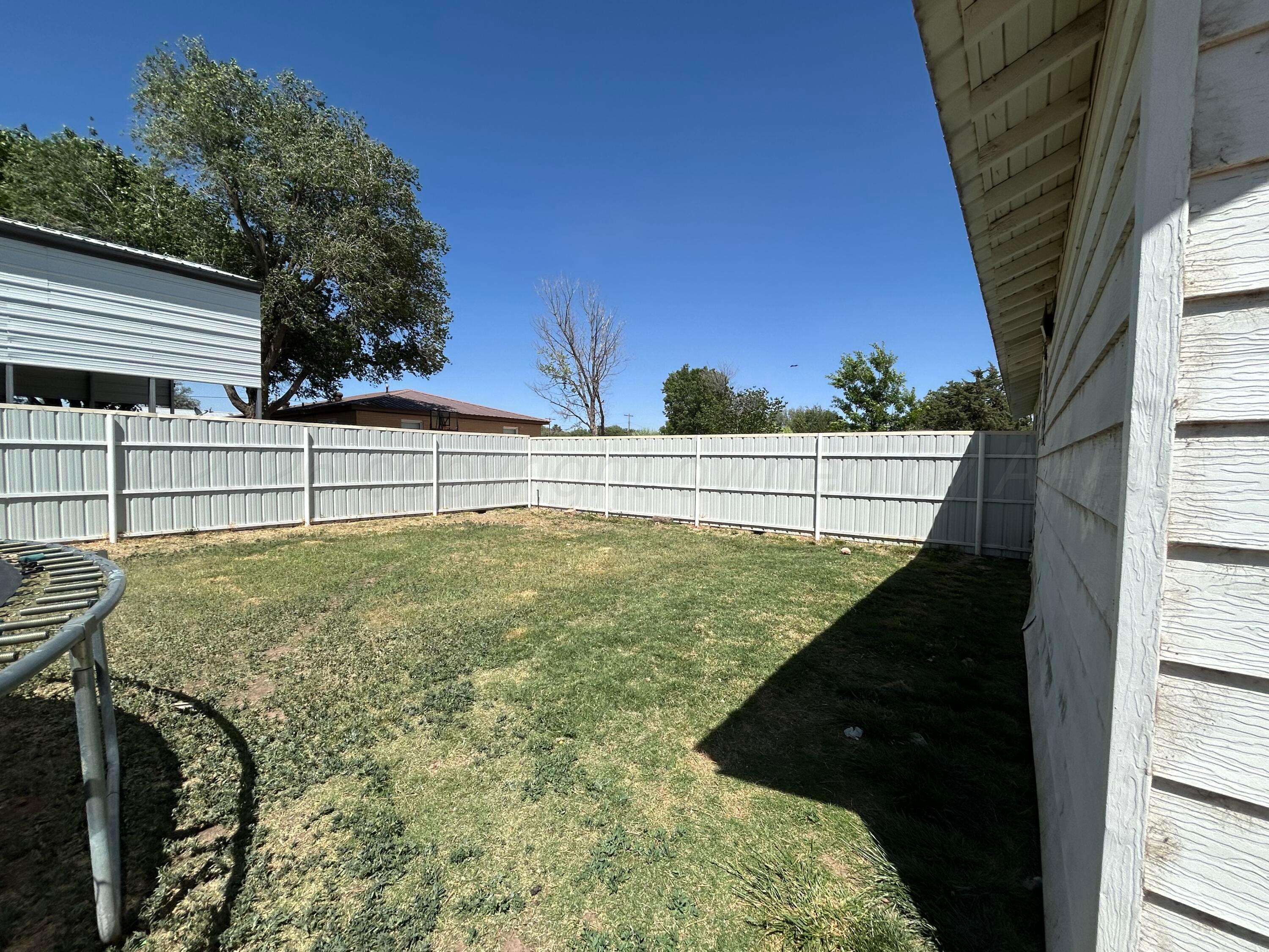 608 Richardson Avenue Property Photo 5