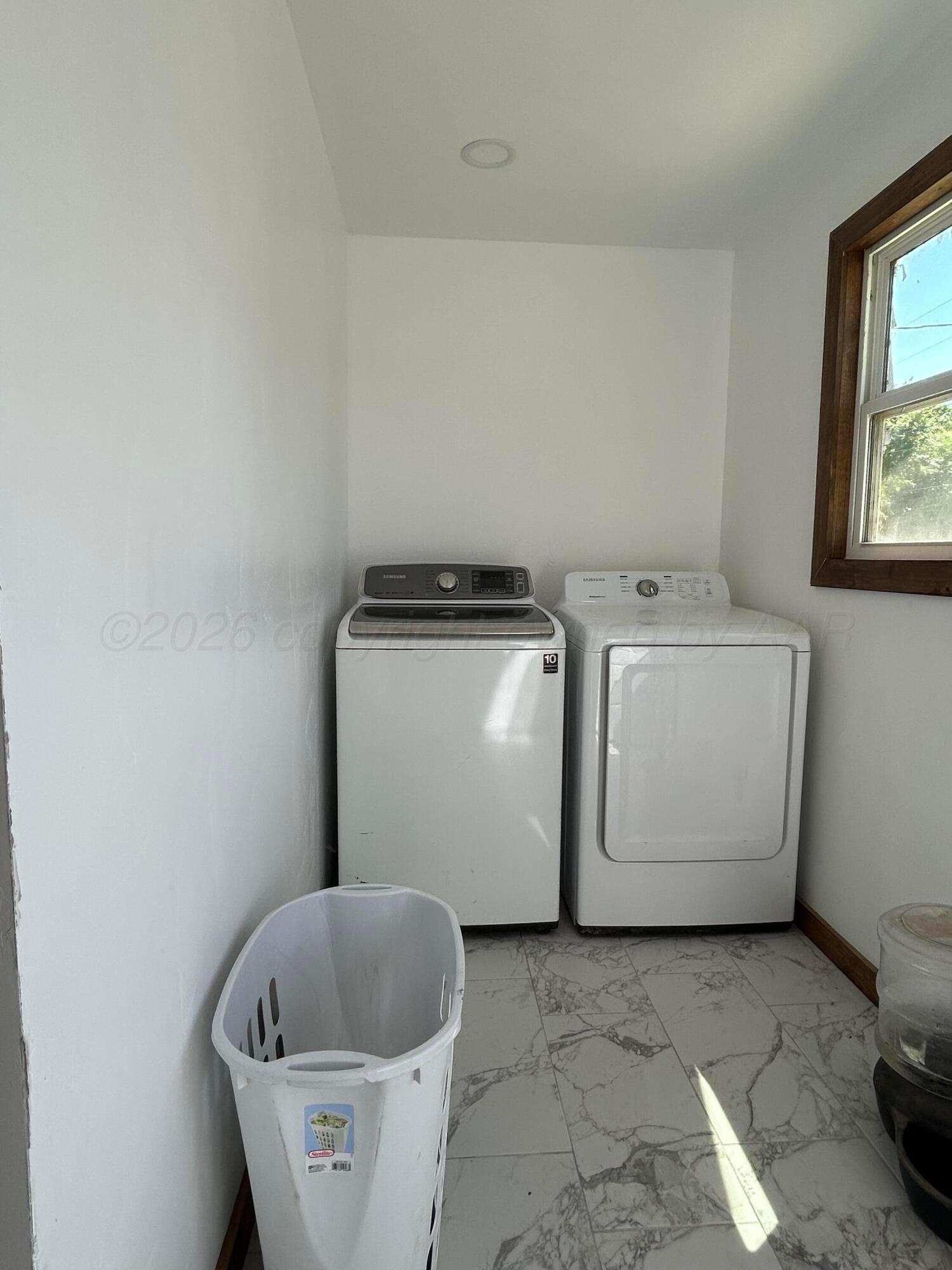 608 Richardson Avenue Property Photo 24
