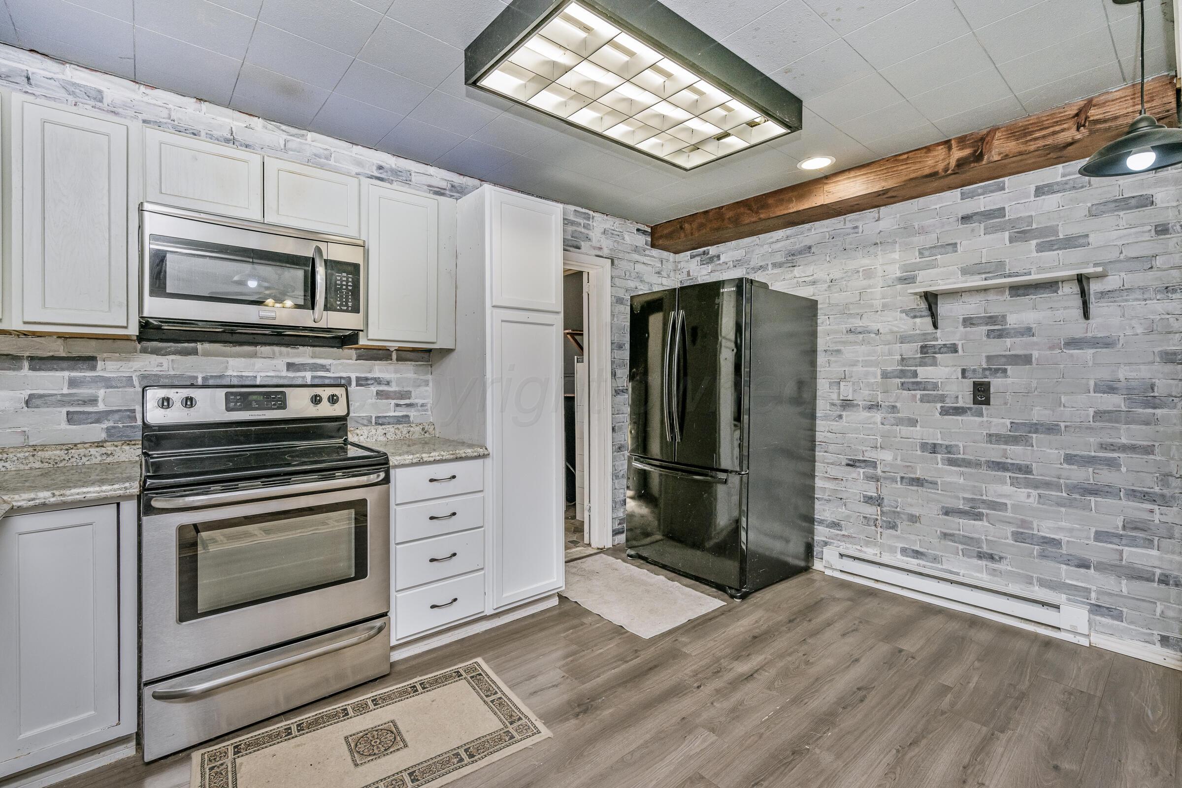 4429 Bowie Street Property Photo 7
