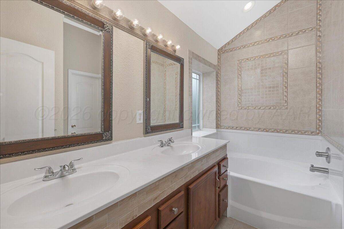 1412 Sw 61st Avenue Property Photo 19