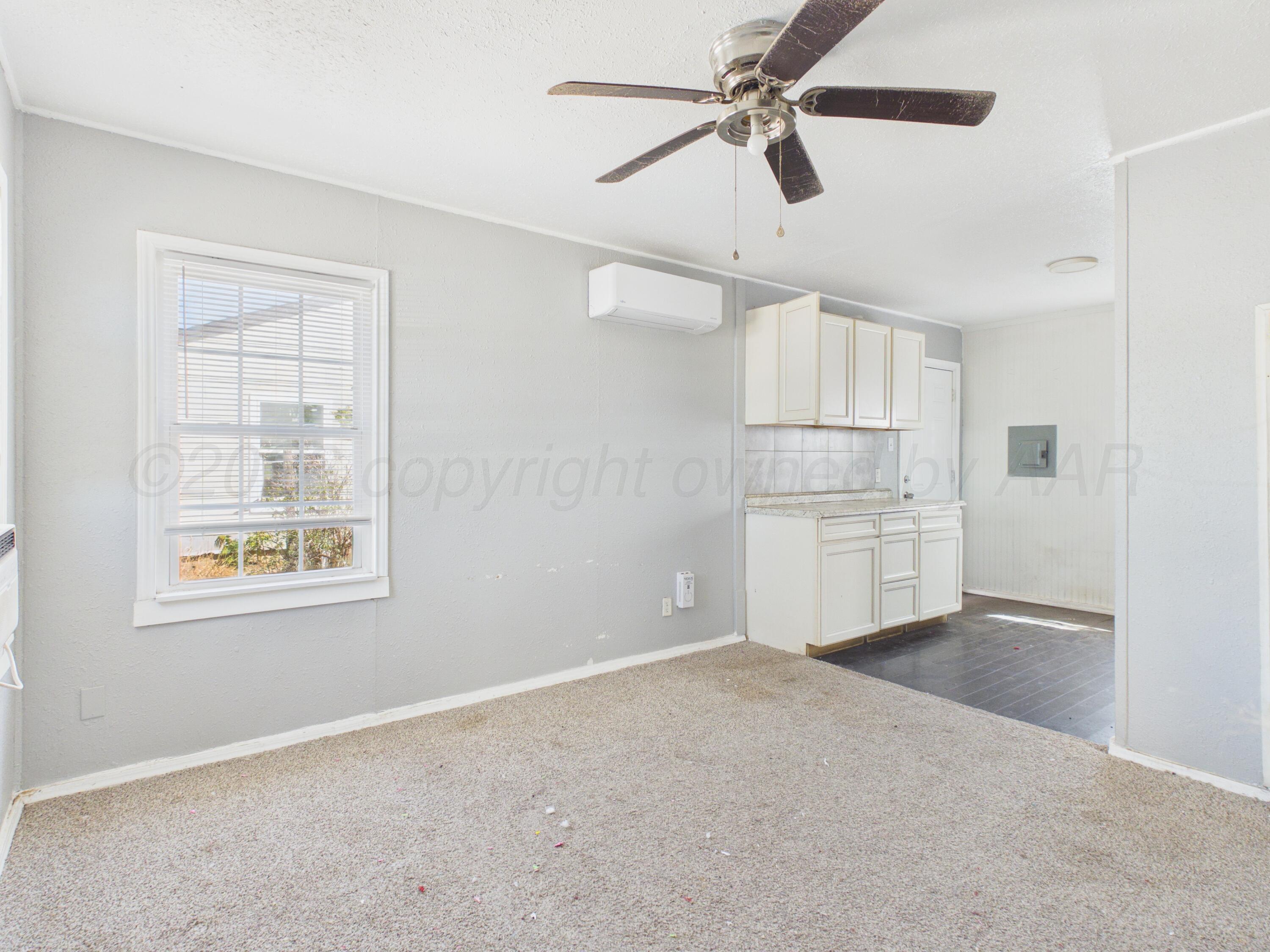 1412 N Marrs Street Property Photo 3