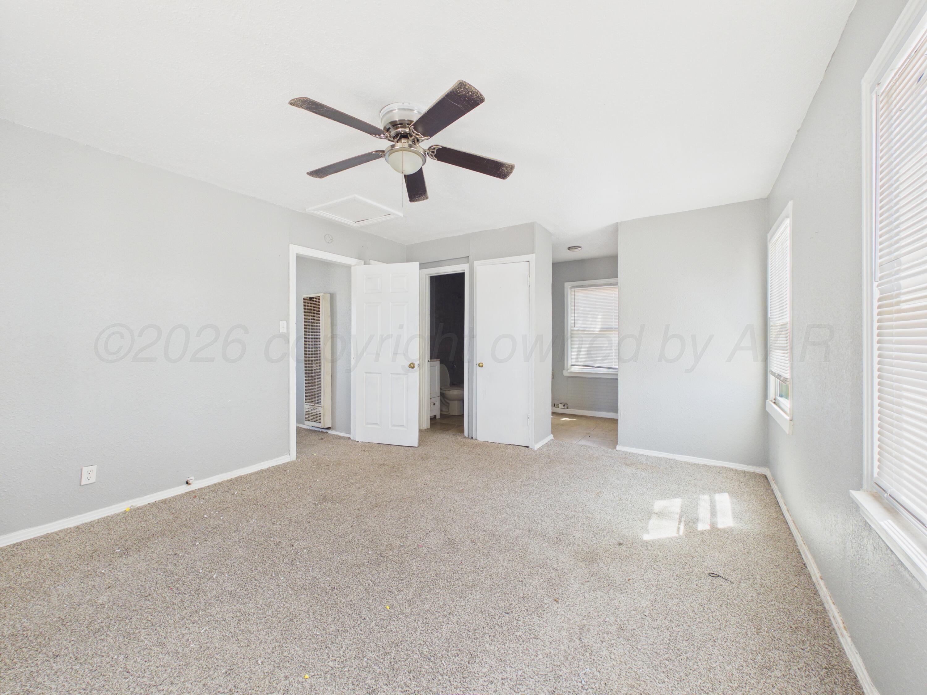1412 N Marrs Street Property Photo 8