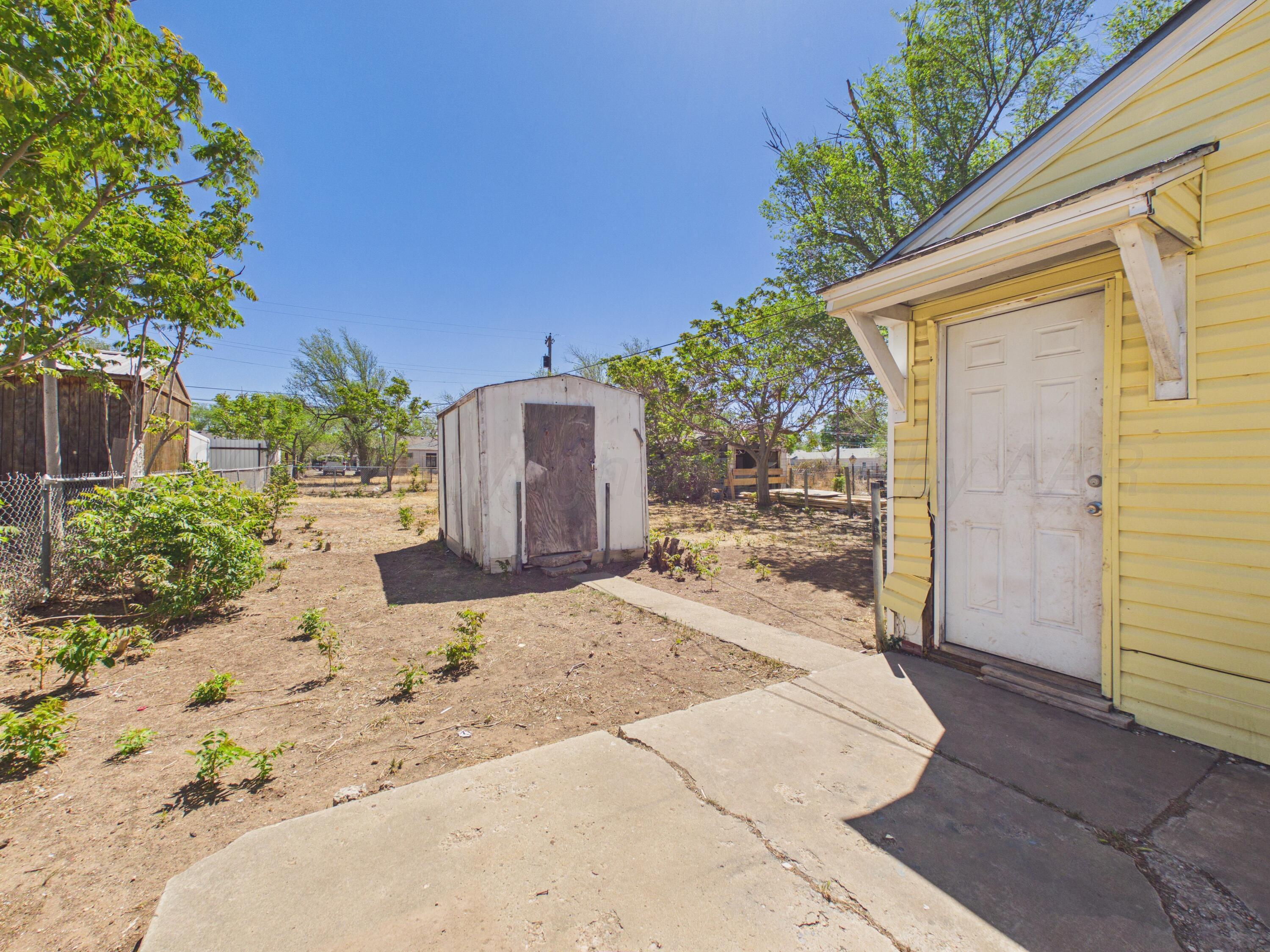 1412 N Marrs Street Property Photo 12