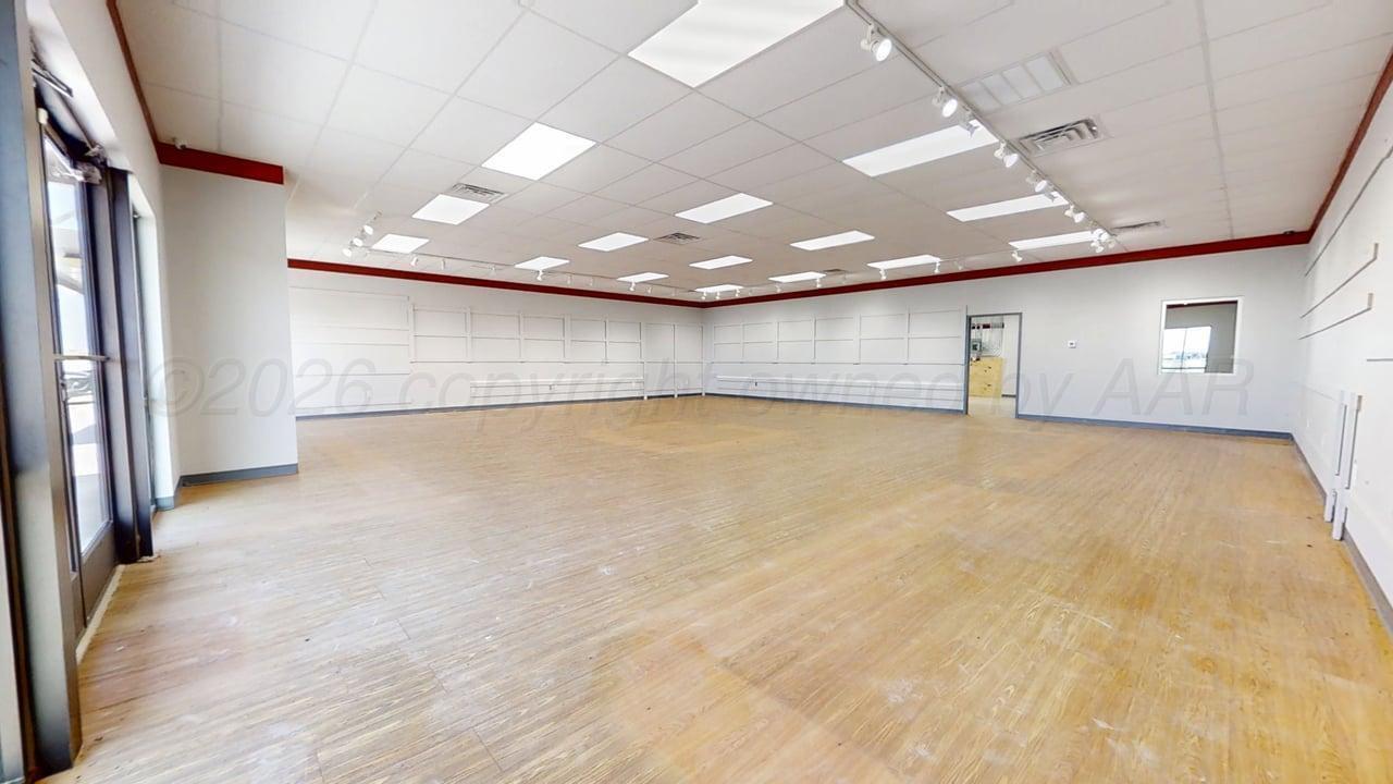 18500 I-40 Frontage Road, 4 Property Photo 4