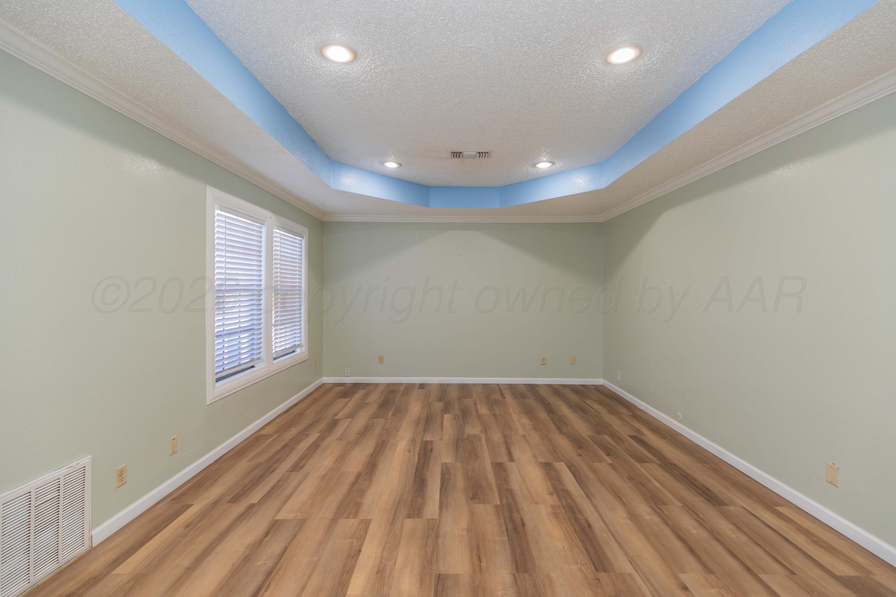 400 N Tennessee Street Property Photo 5