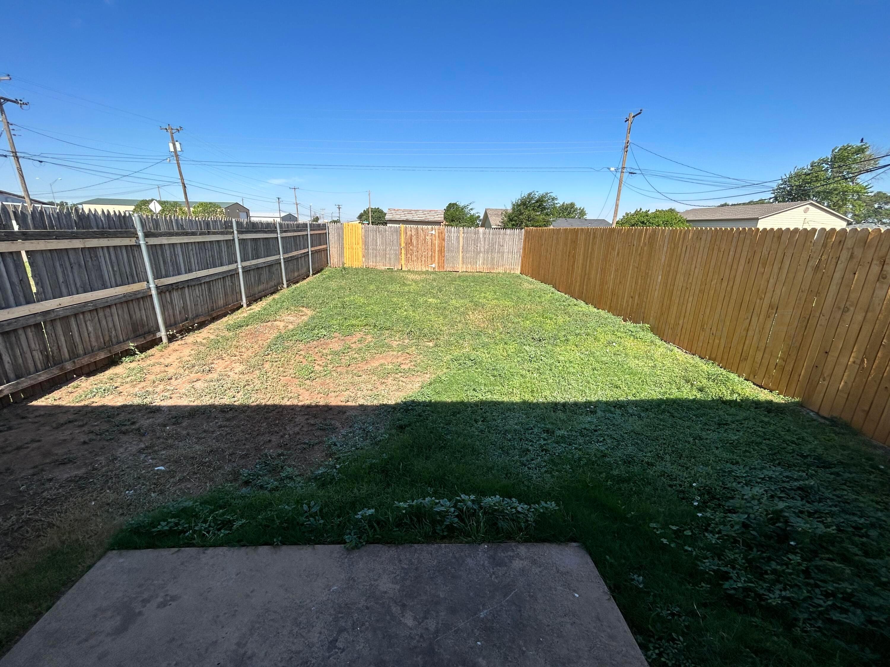 901 N Maryland Street Property Photo 8