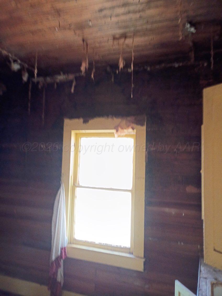 328 N Austin Avenue Property Photo 10