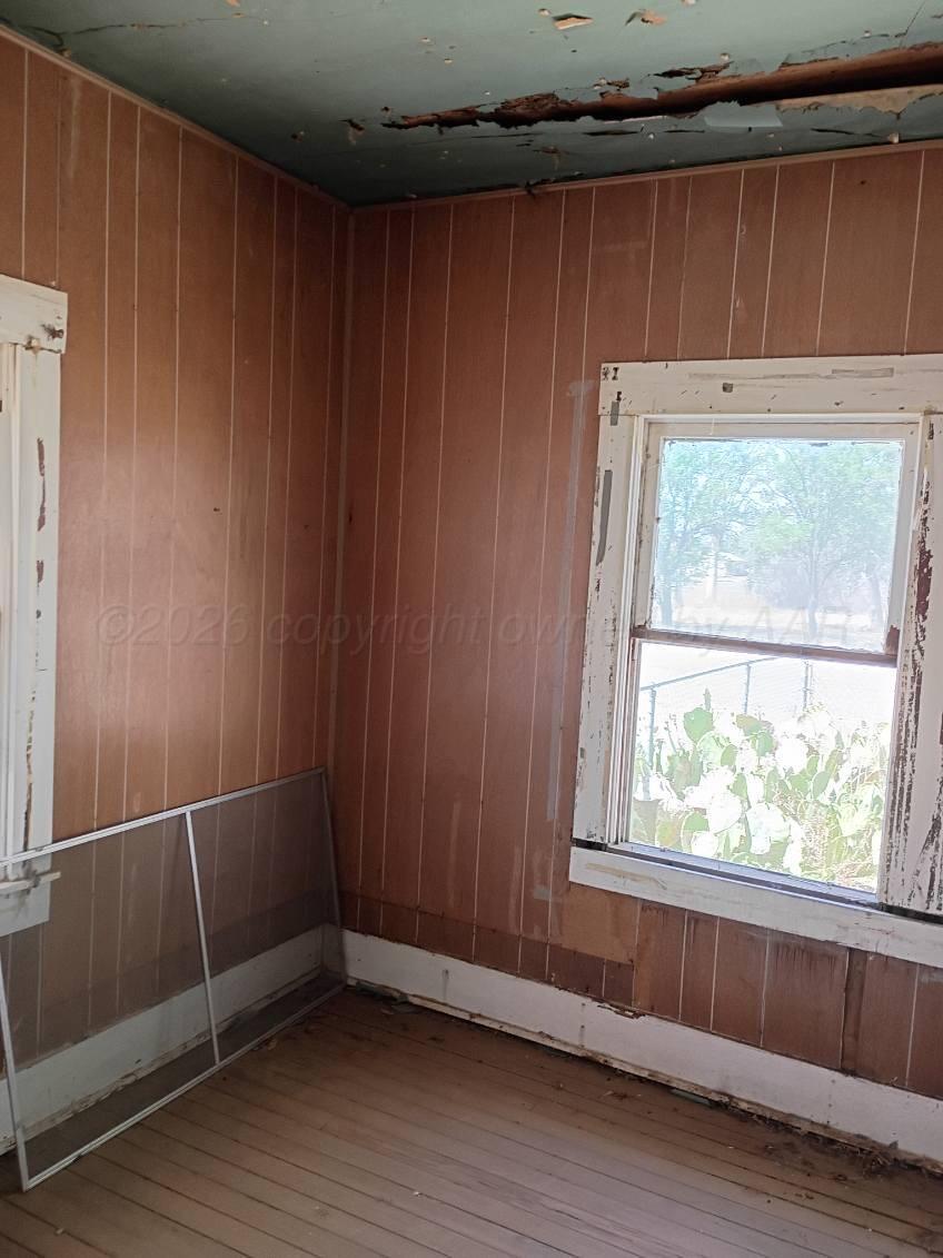328 N Austin Avenue Property Photo 13
