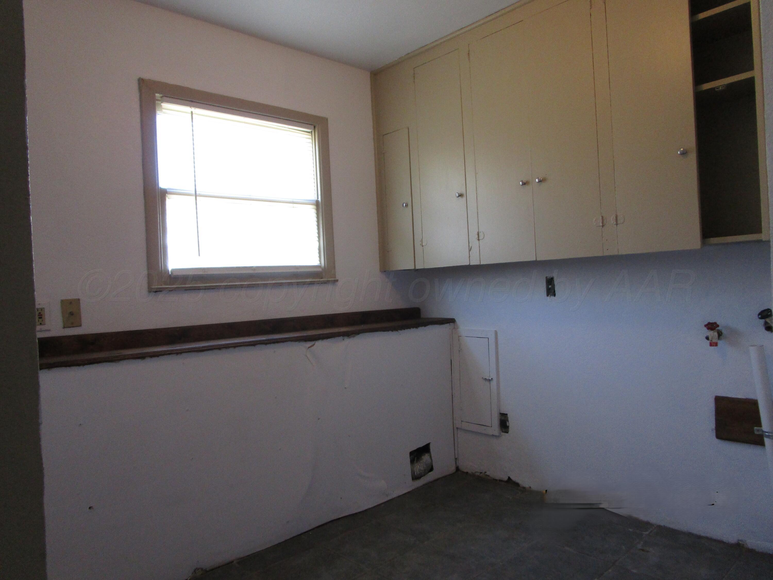 926 West Drive Property Photo 10