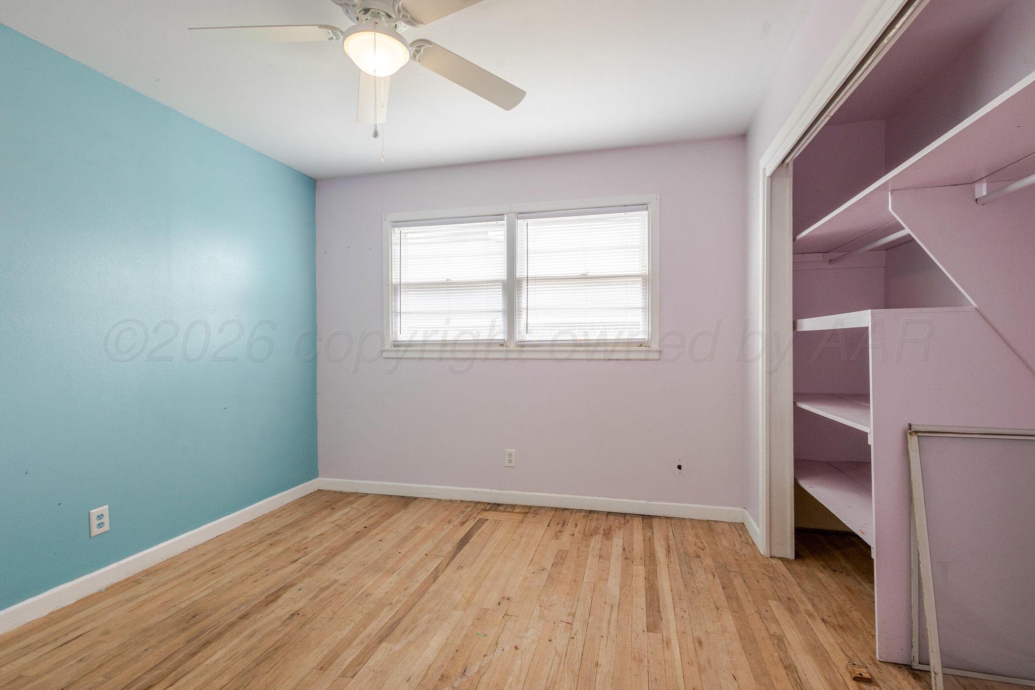 615 W Avenue J Property Photo 25