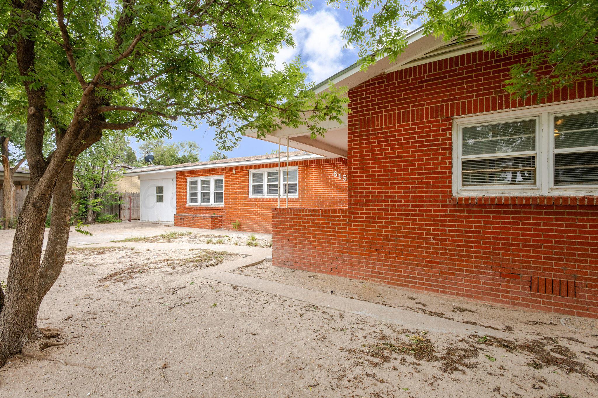 615 W Avenue J Property Photo 40