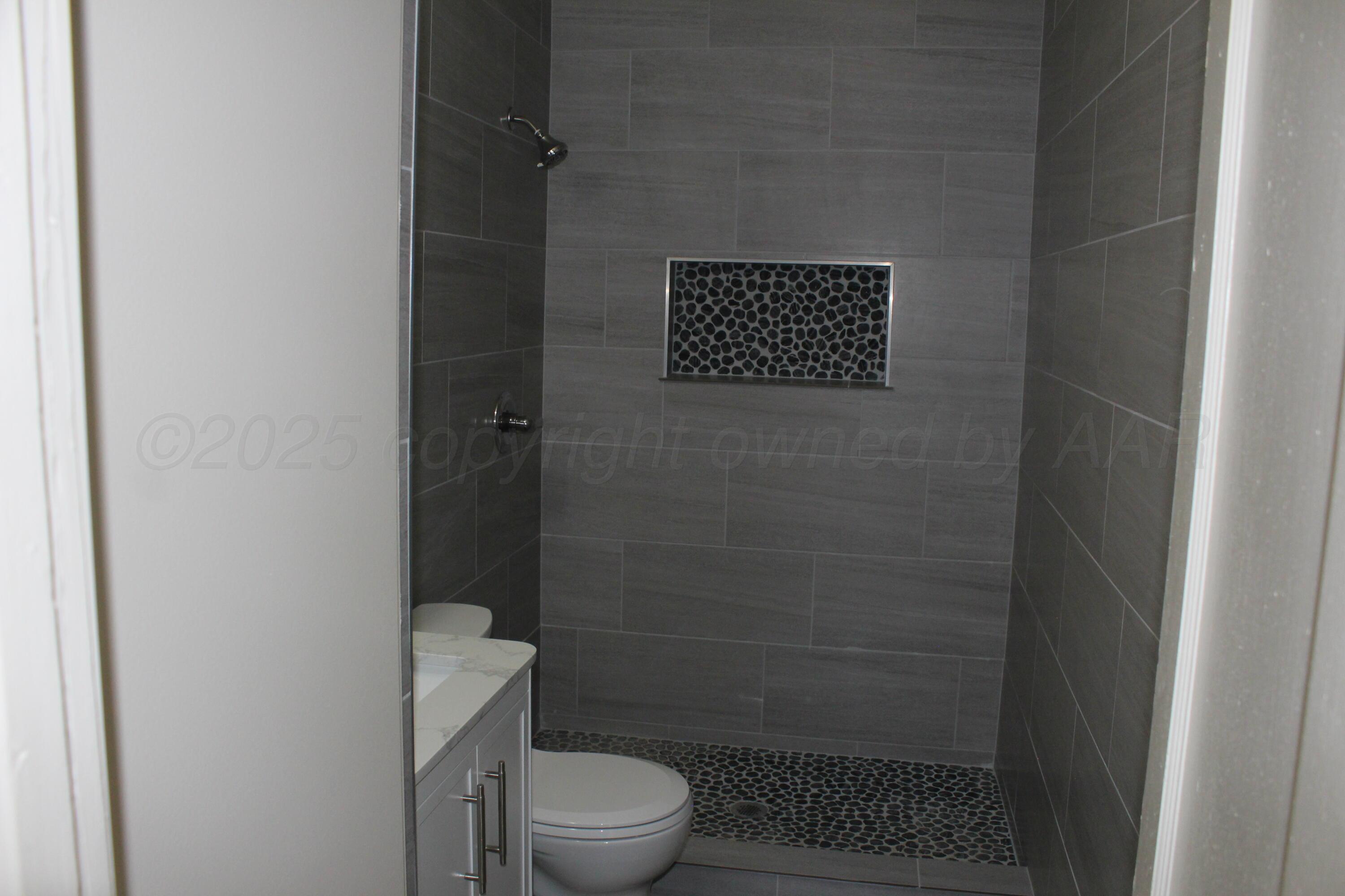 718 Ave. K Property Photo 10