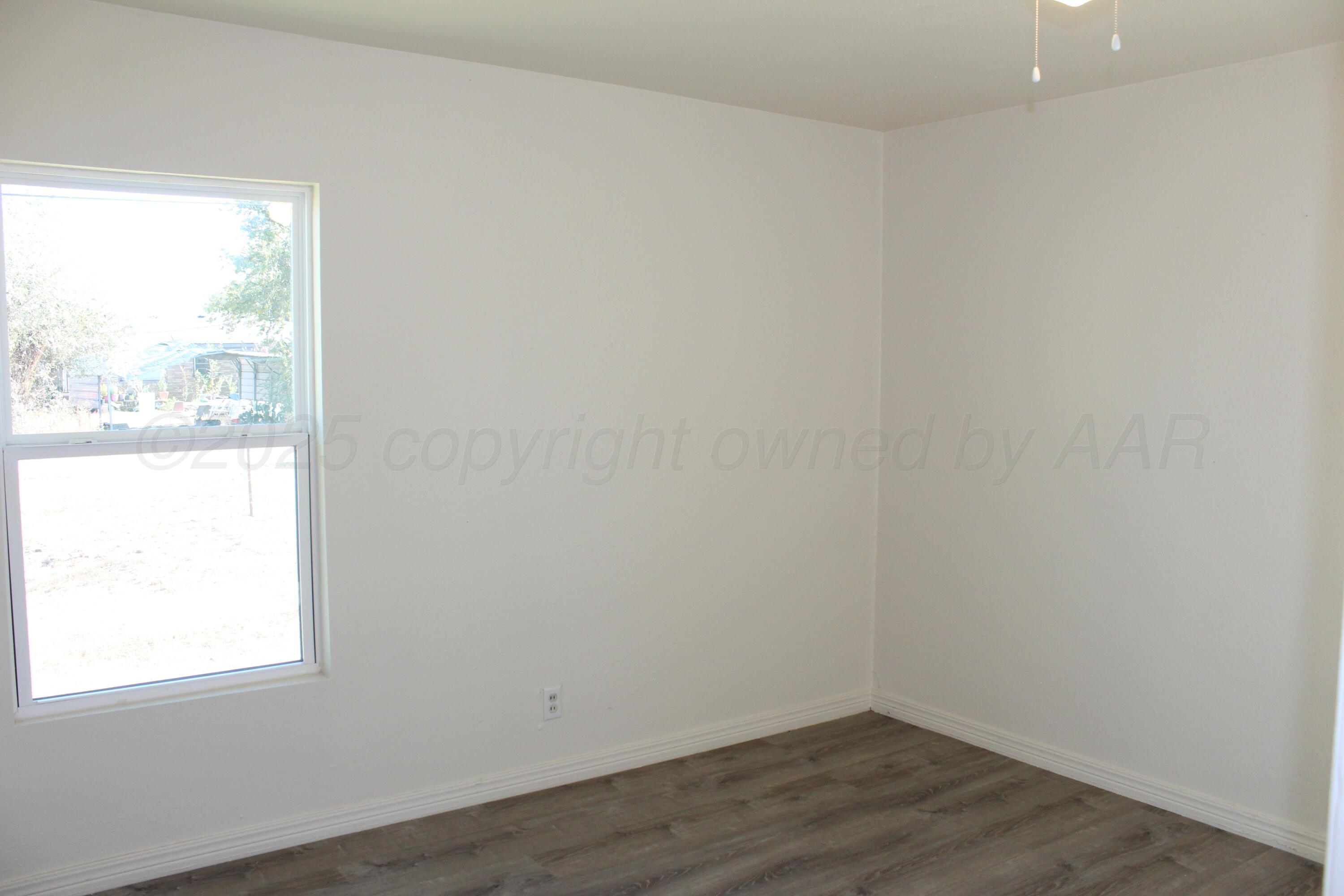 718 Ave. K Property Photo 11