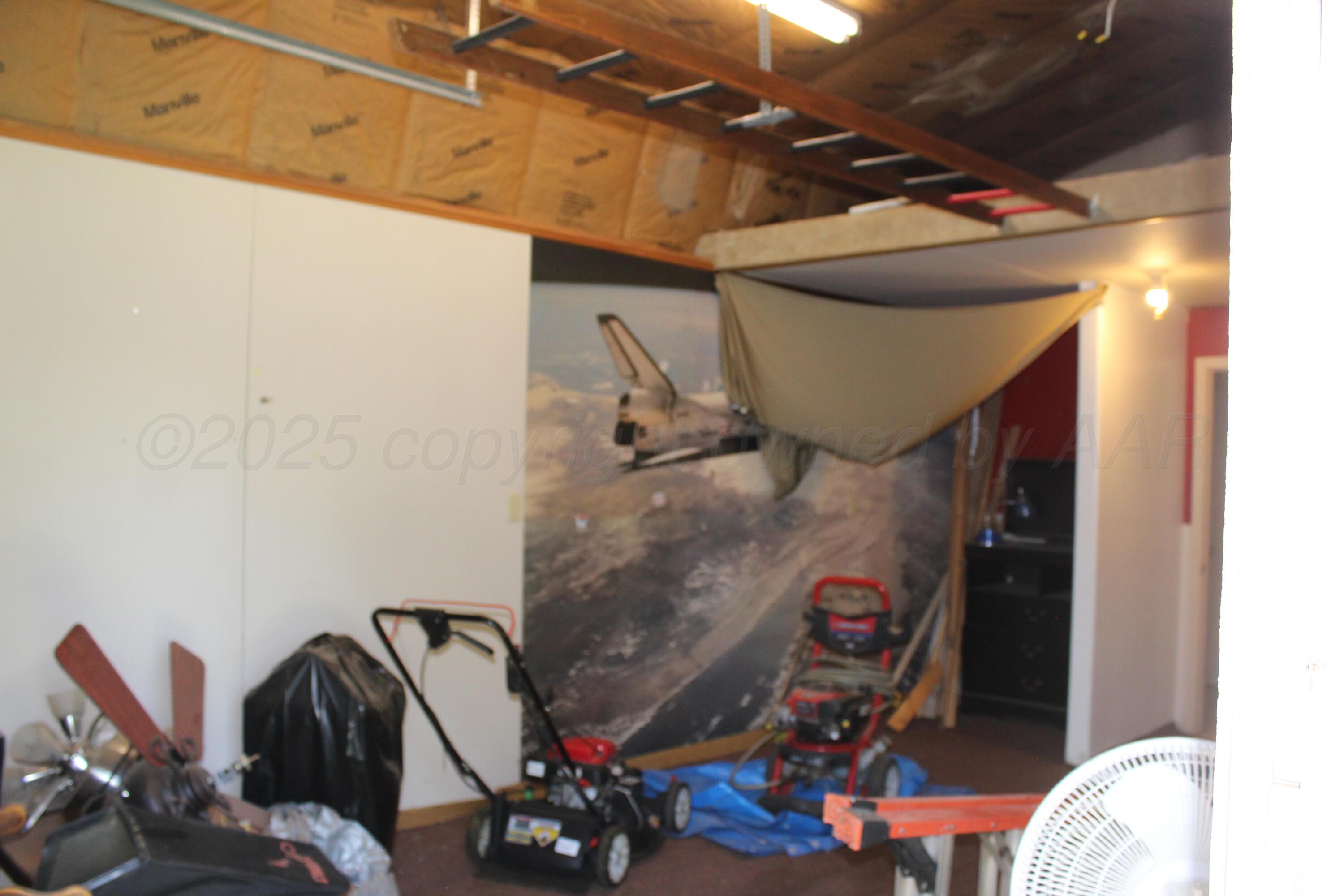 344 Douglas Street Property Photo 16