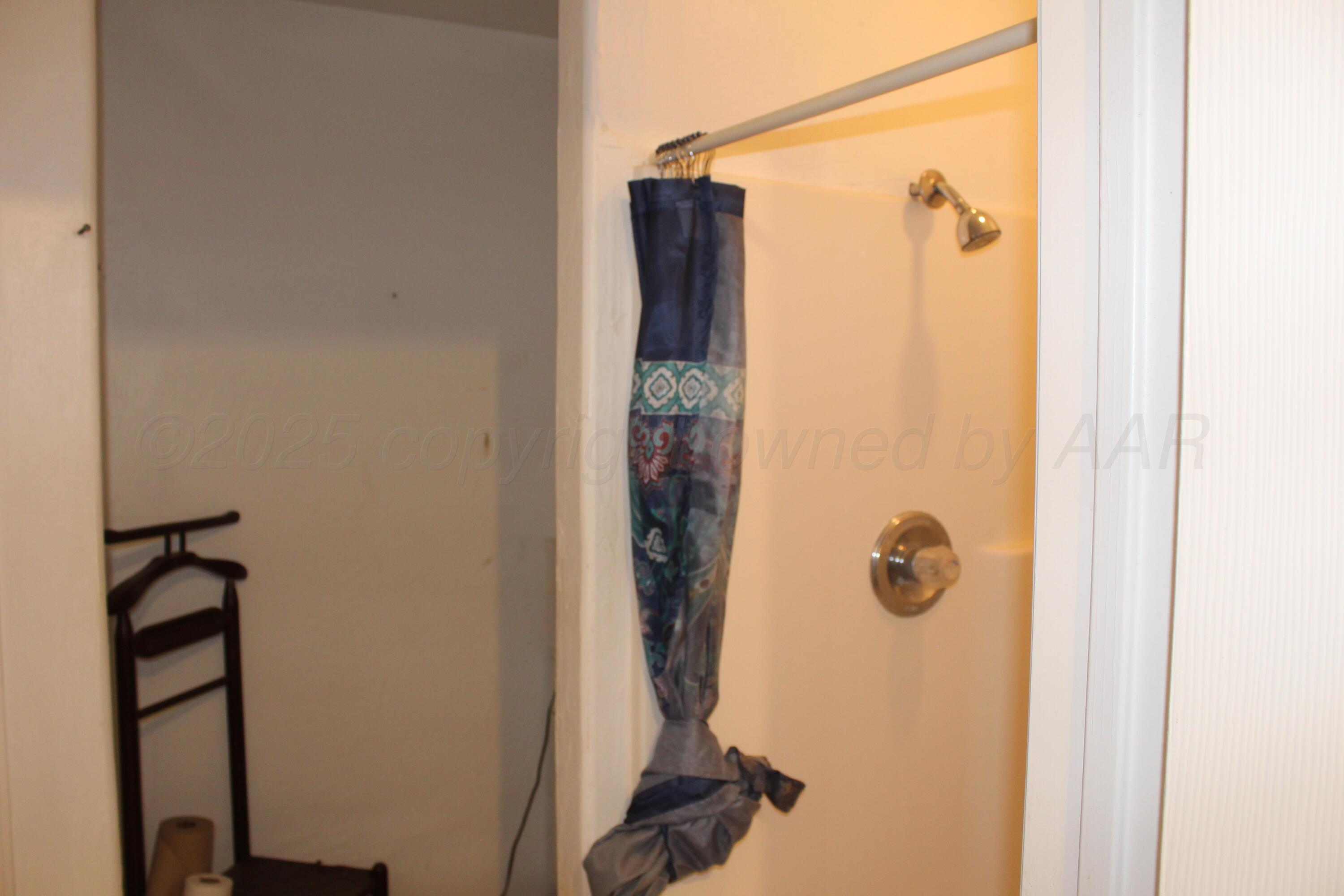 344 Douglas Street Property Photo 17