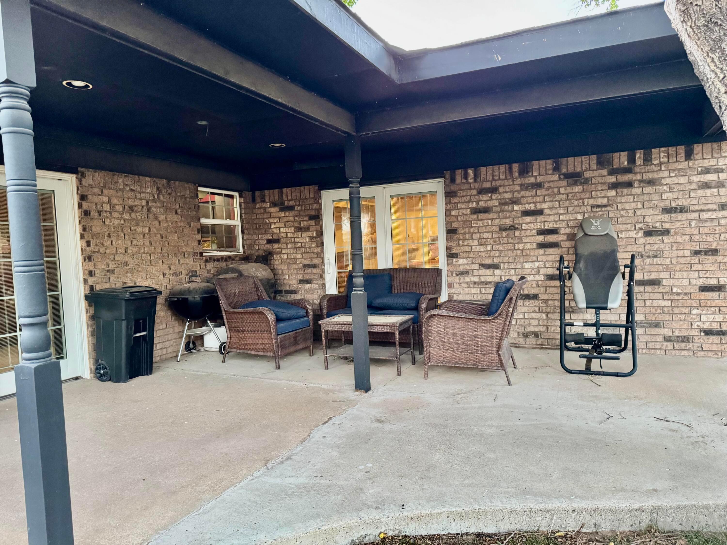 1639 S Willard Avenue Property Photo 4