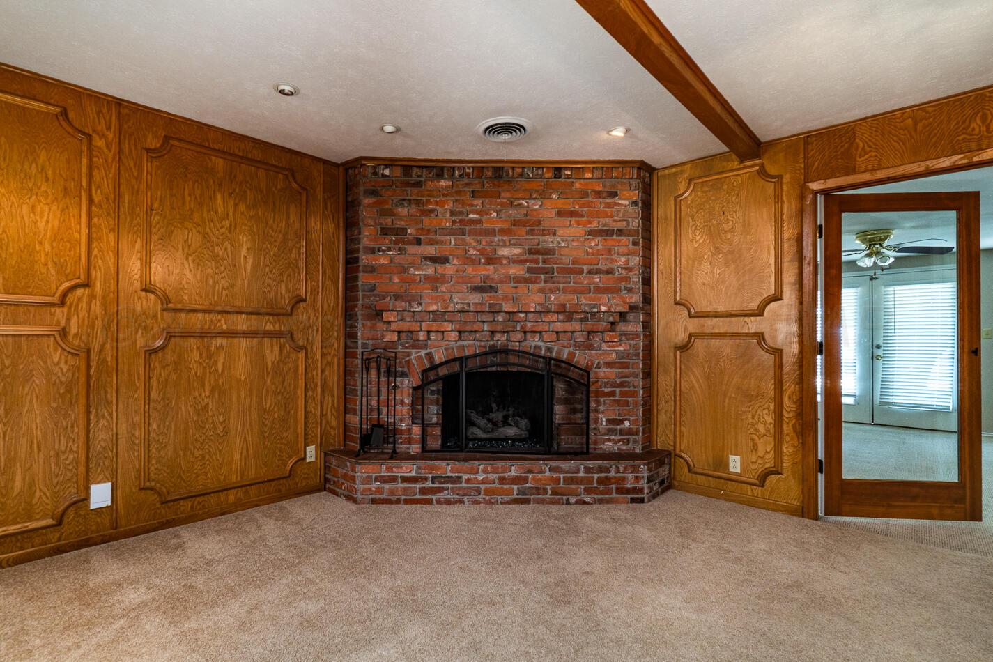 1514 Primrose Lane Property Photo 12