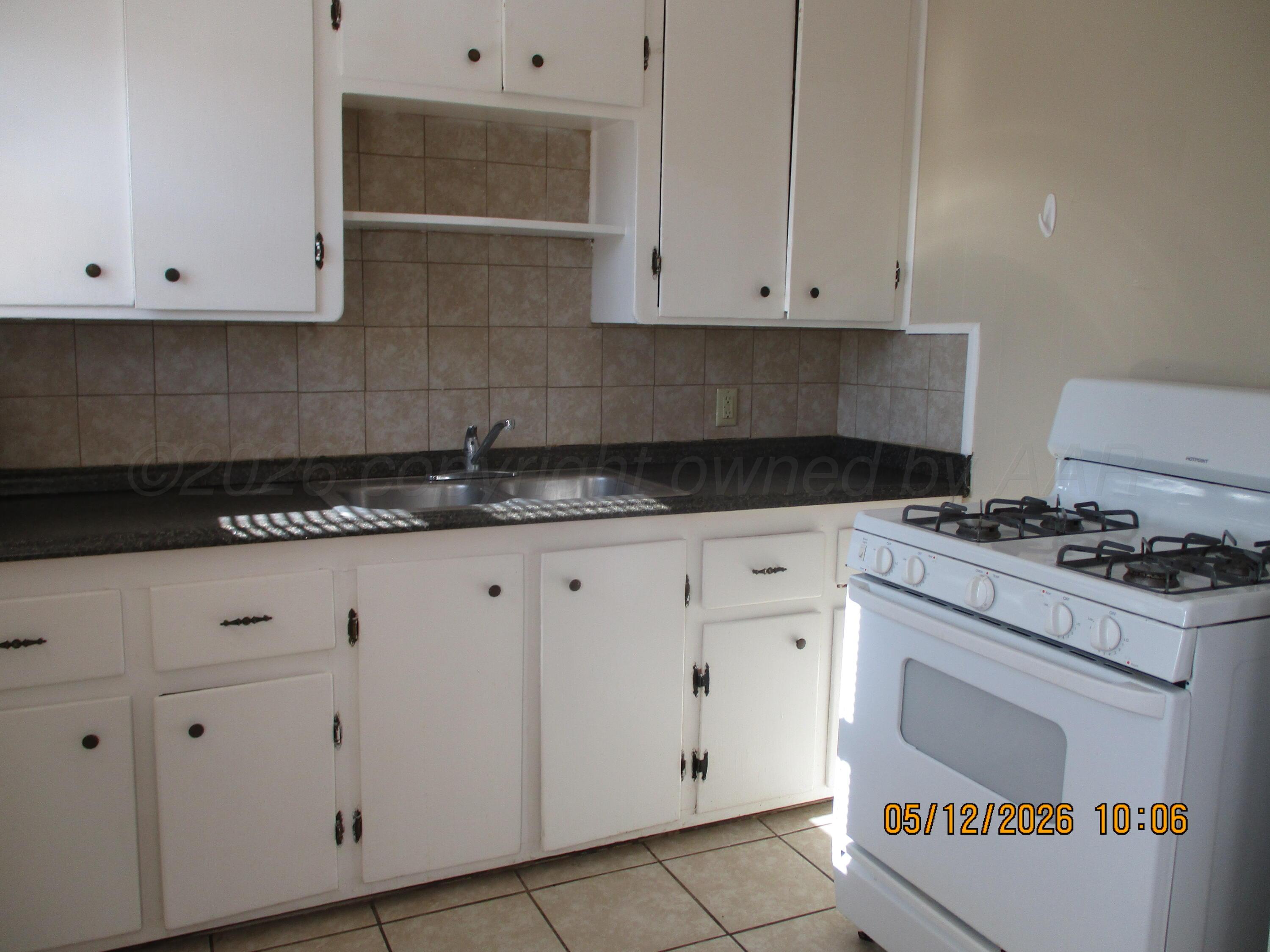 4203 S Monroe Street Property Photo 3