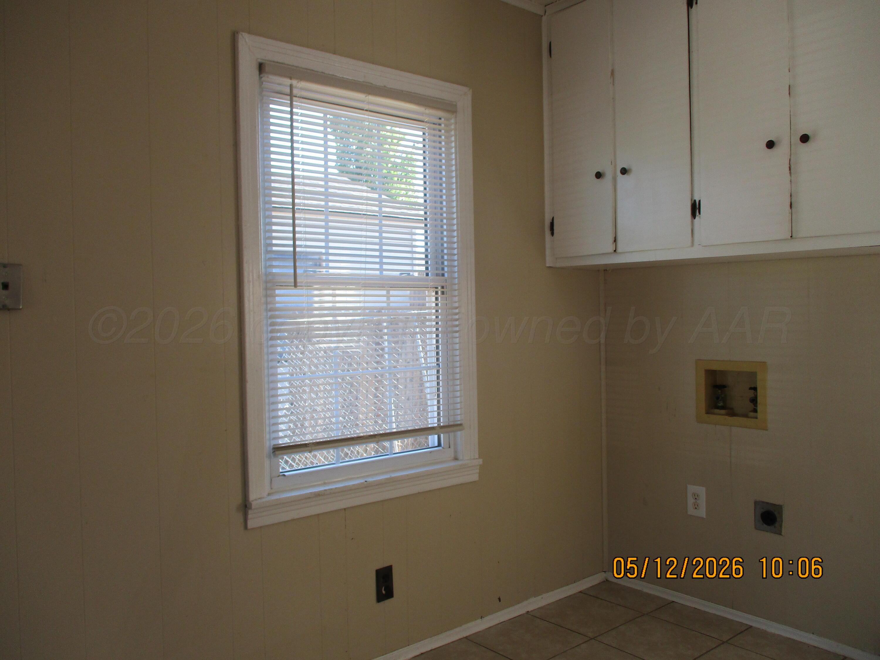 4203 S Monroe Street Property Photo 4