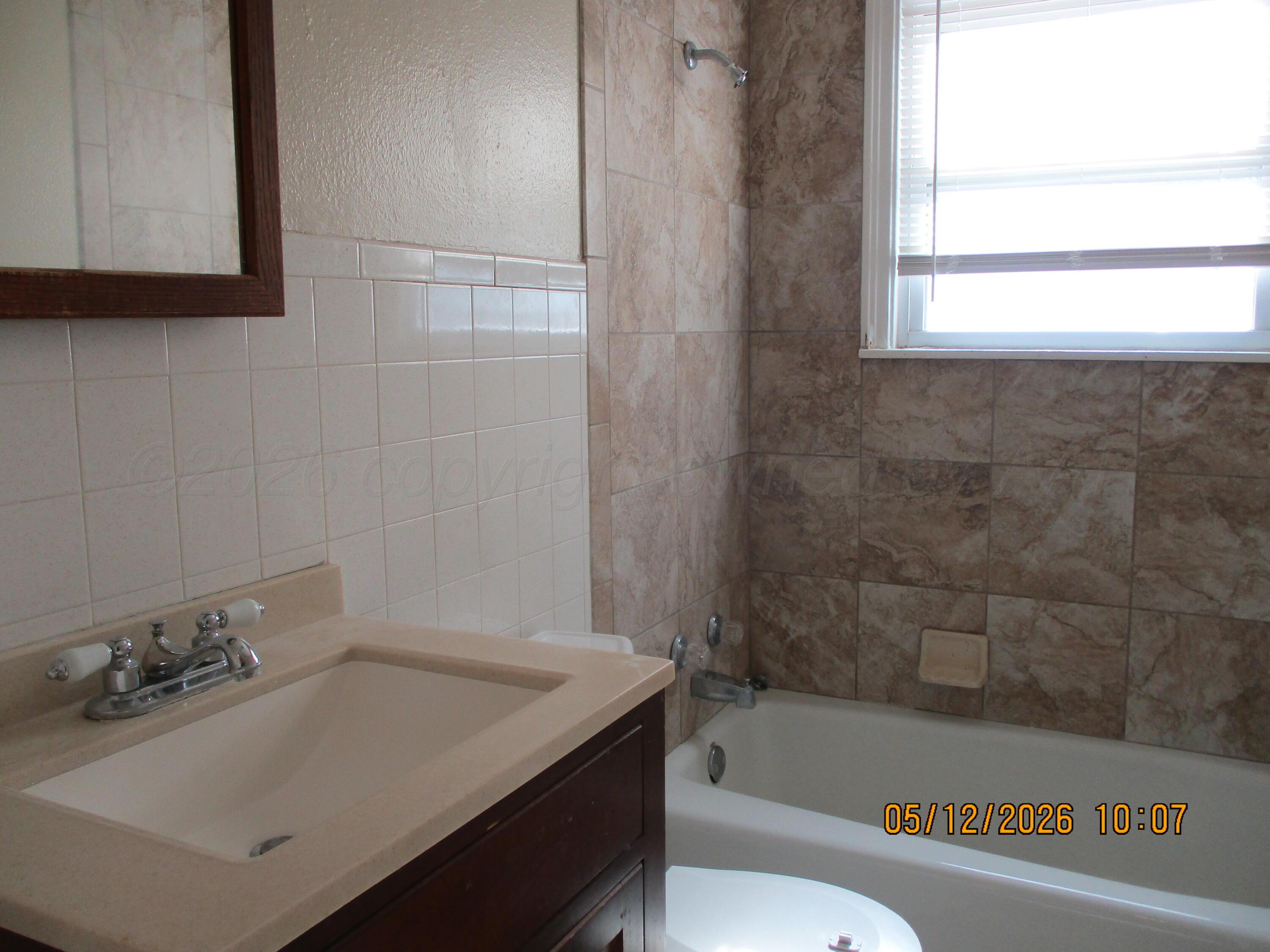 4203 S Monroe Street Property Photo 5