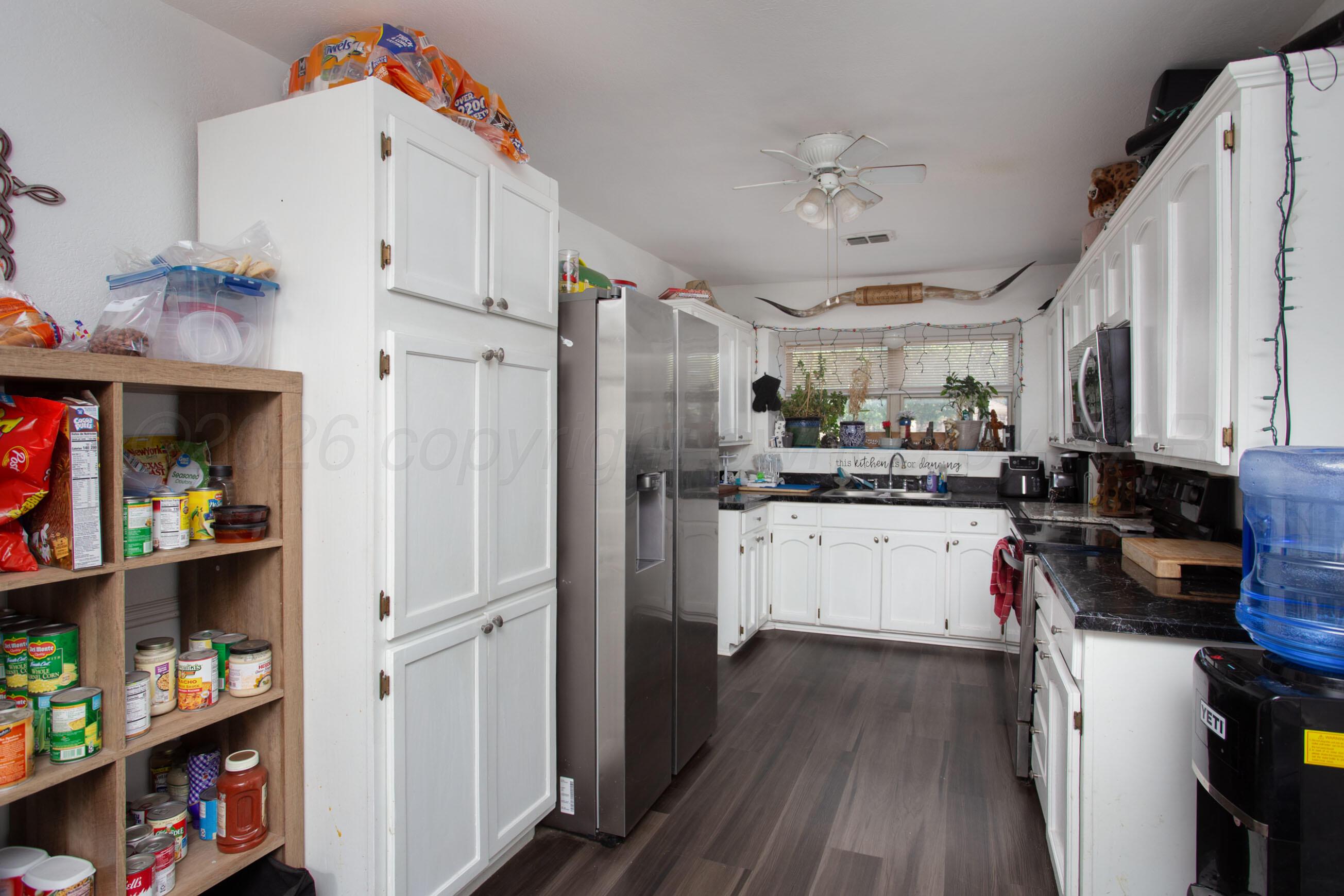 5912 Campus Drive Property Photo 3