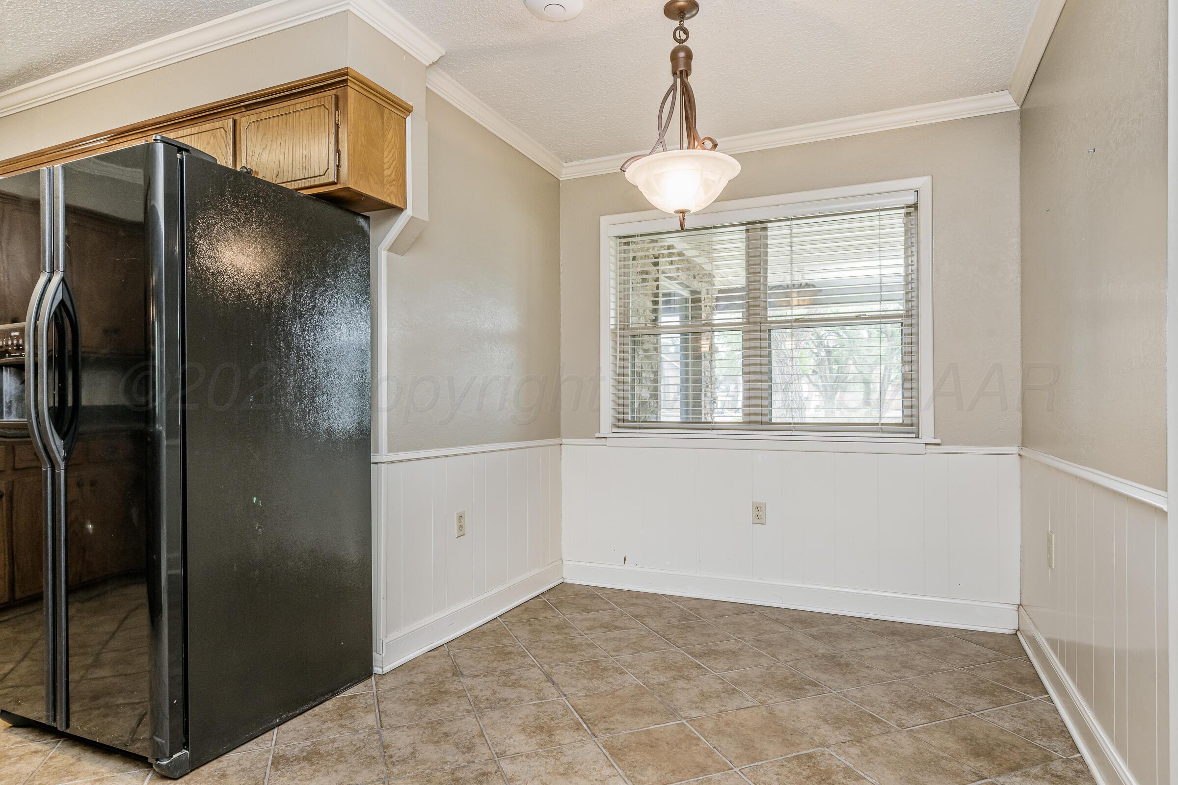 4400 W Farmers Avenue Property Photo 9