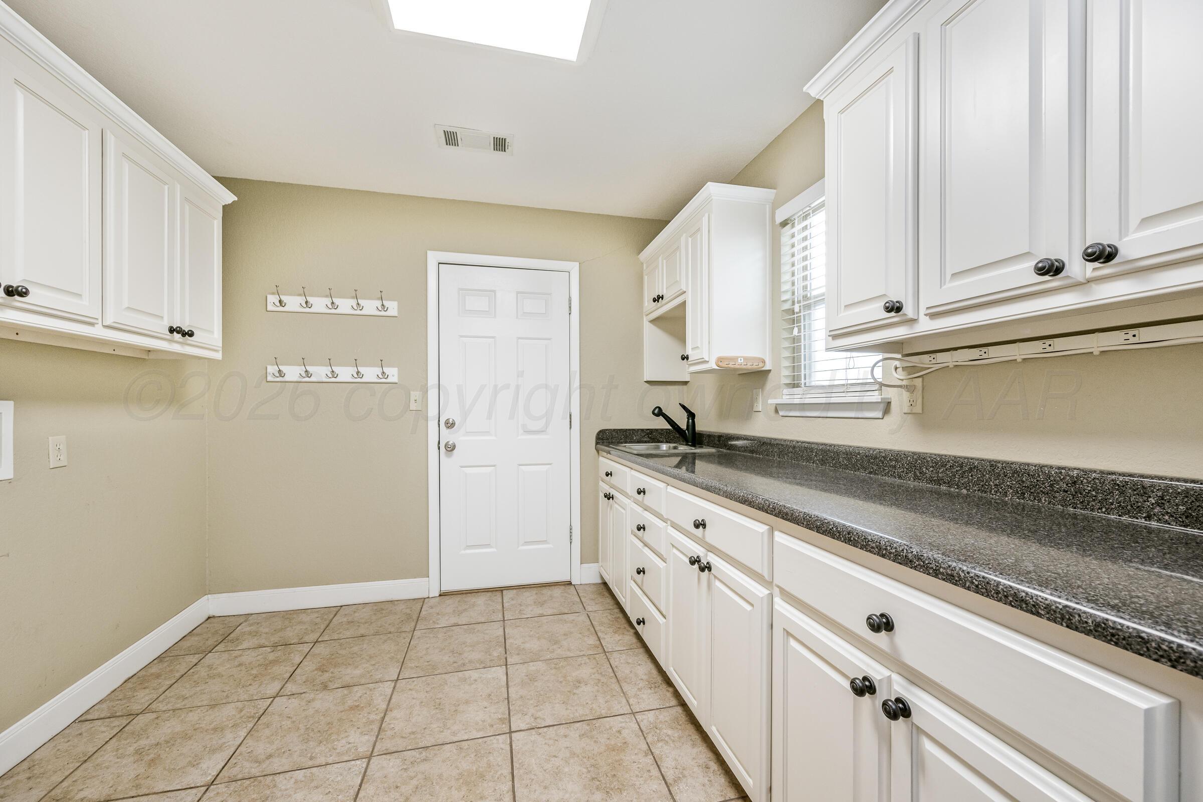 4400 W Farmers Avenue Property Photo 19
