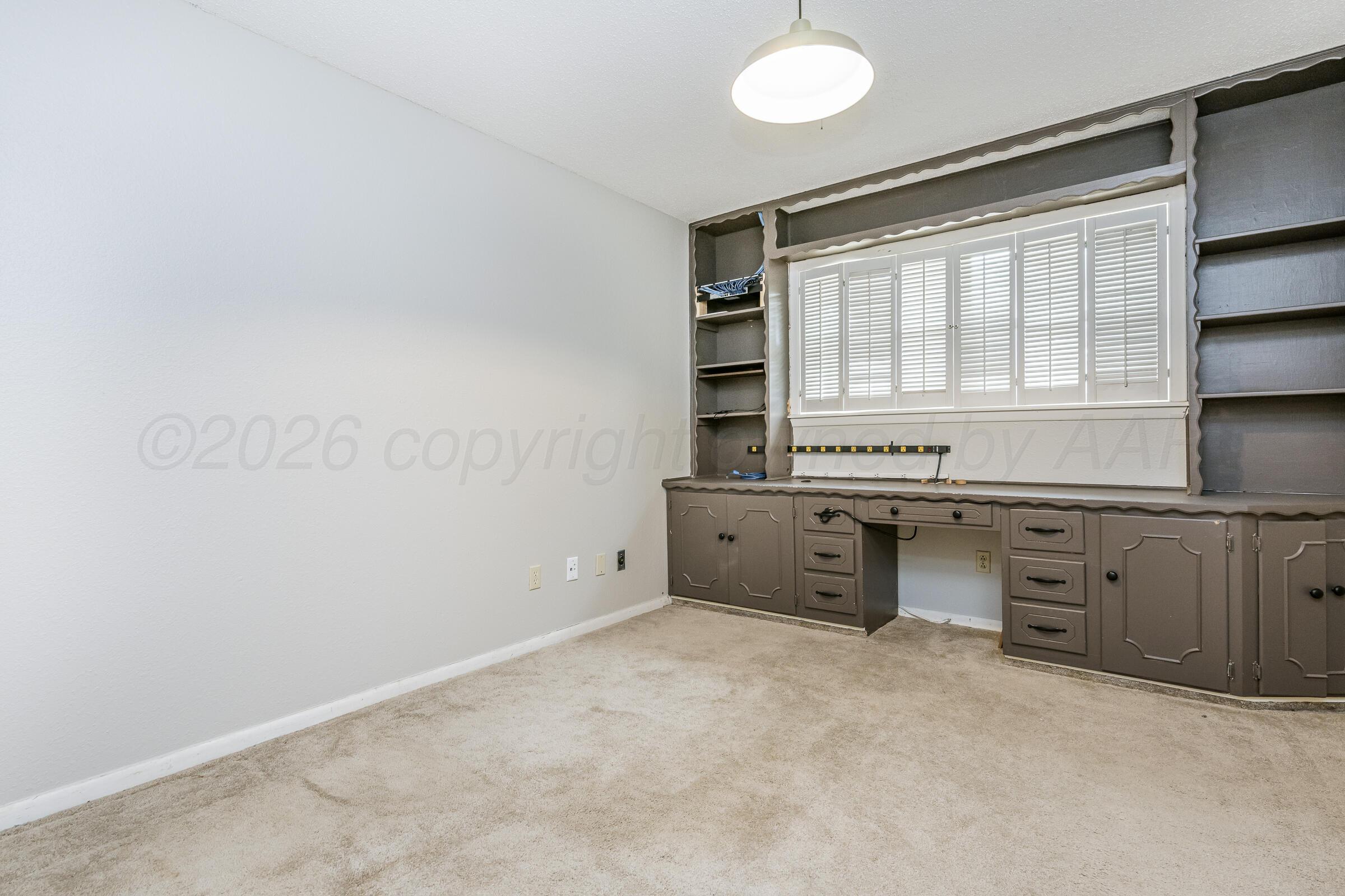 4400 W Farmers Avenue Property Photo 23