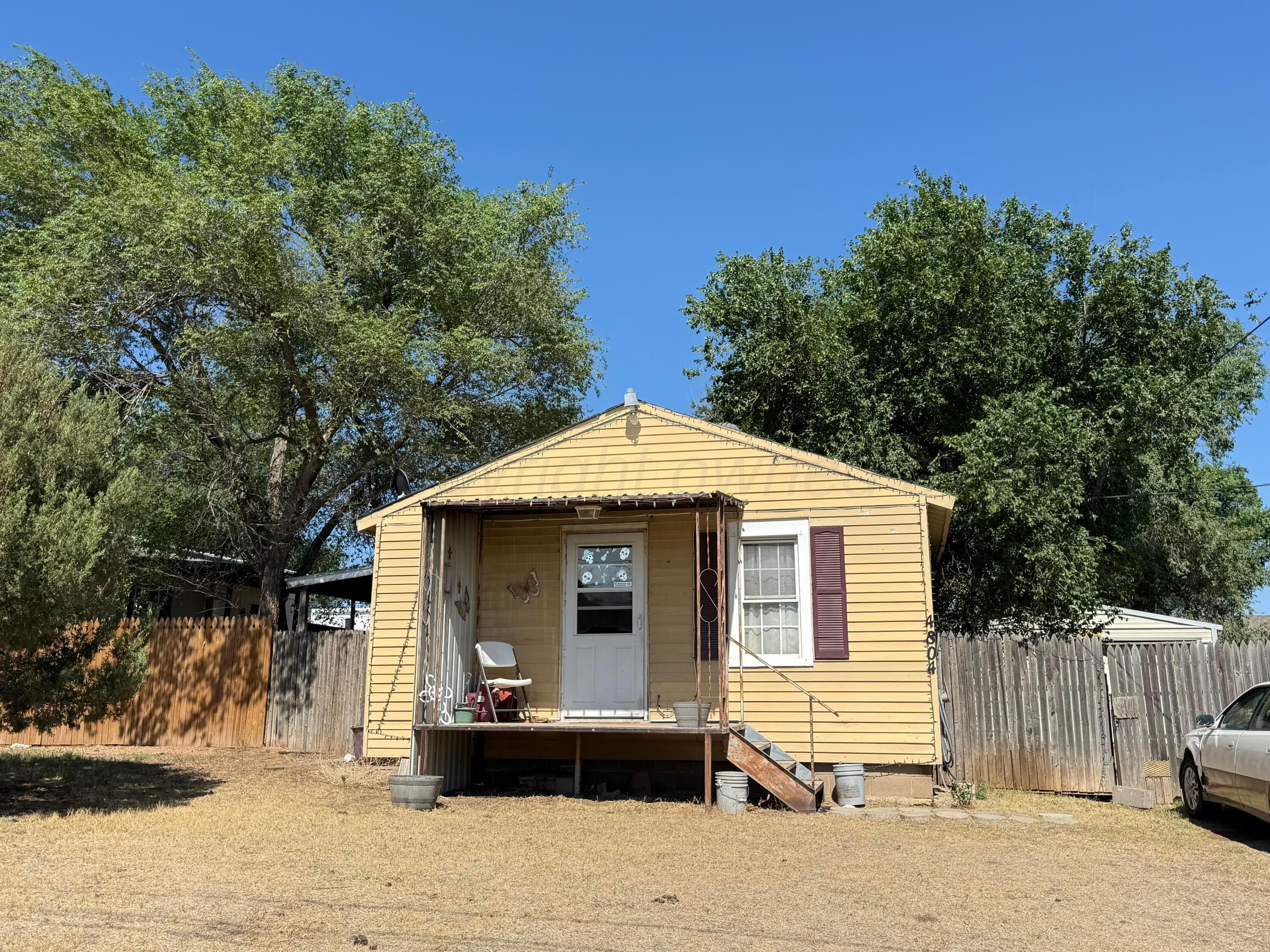 4804 Rose Drive Property Photo 2