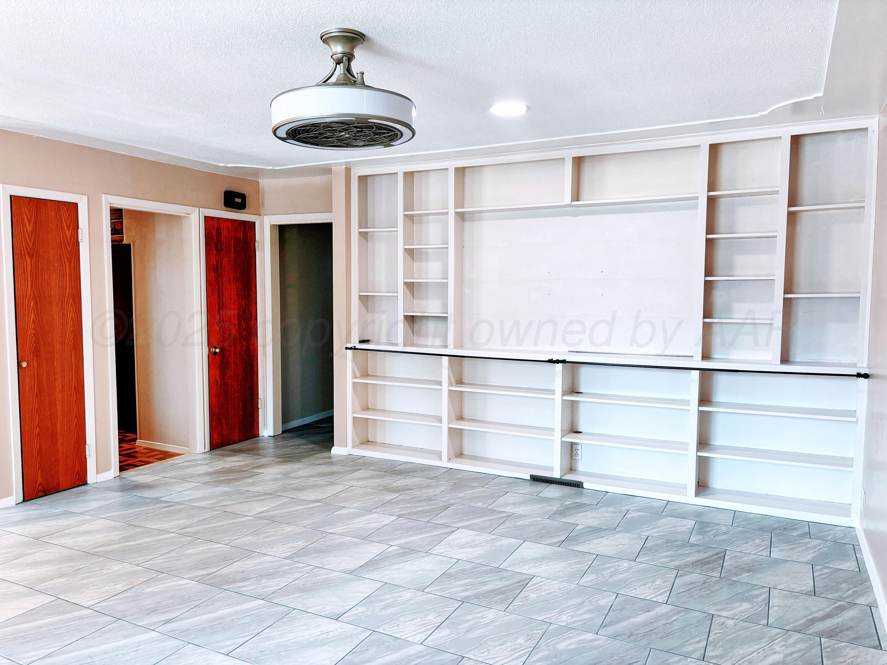1510 S Indiana Street Property Photo 6