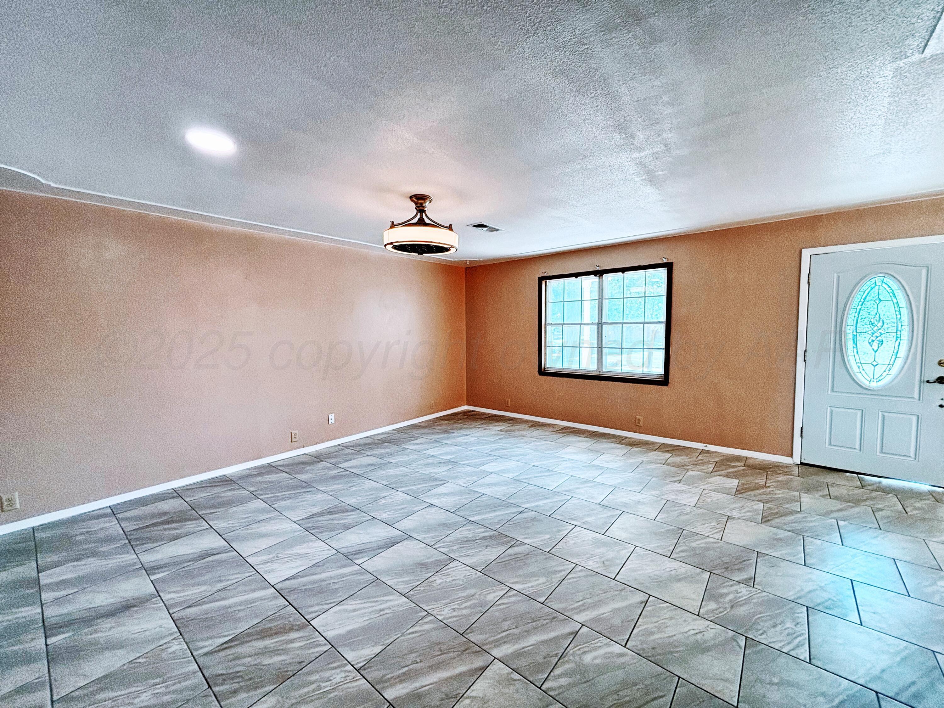 1510 S Indiana Street Property Photo 7