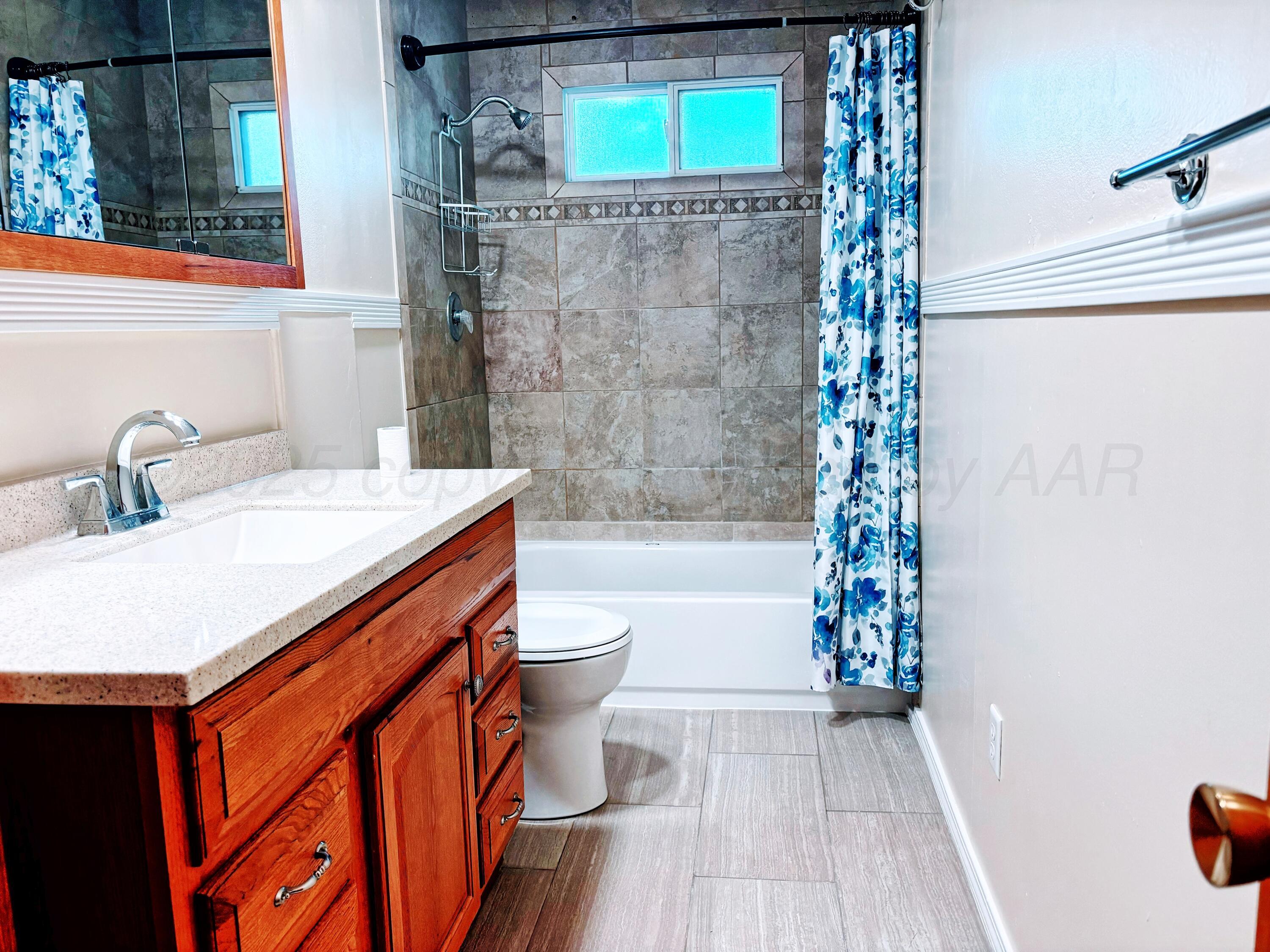 1510 S Indiana Street Property Photo 13