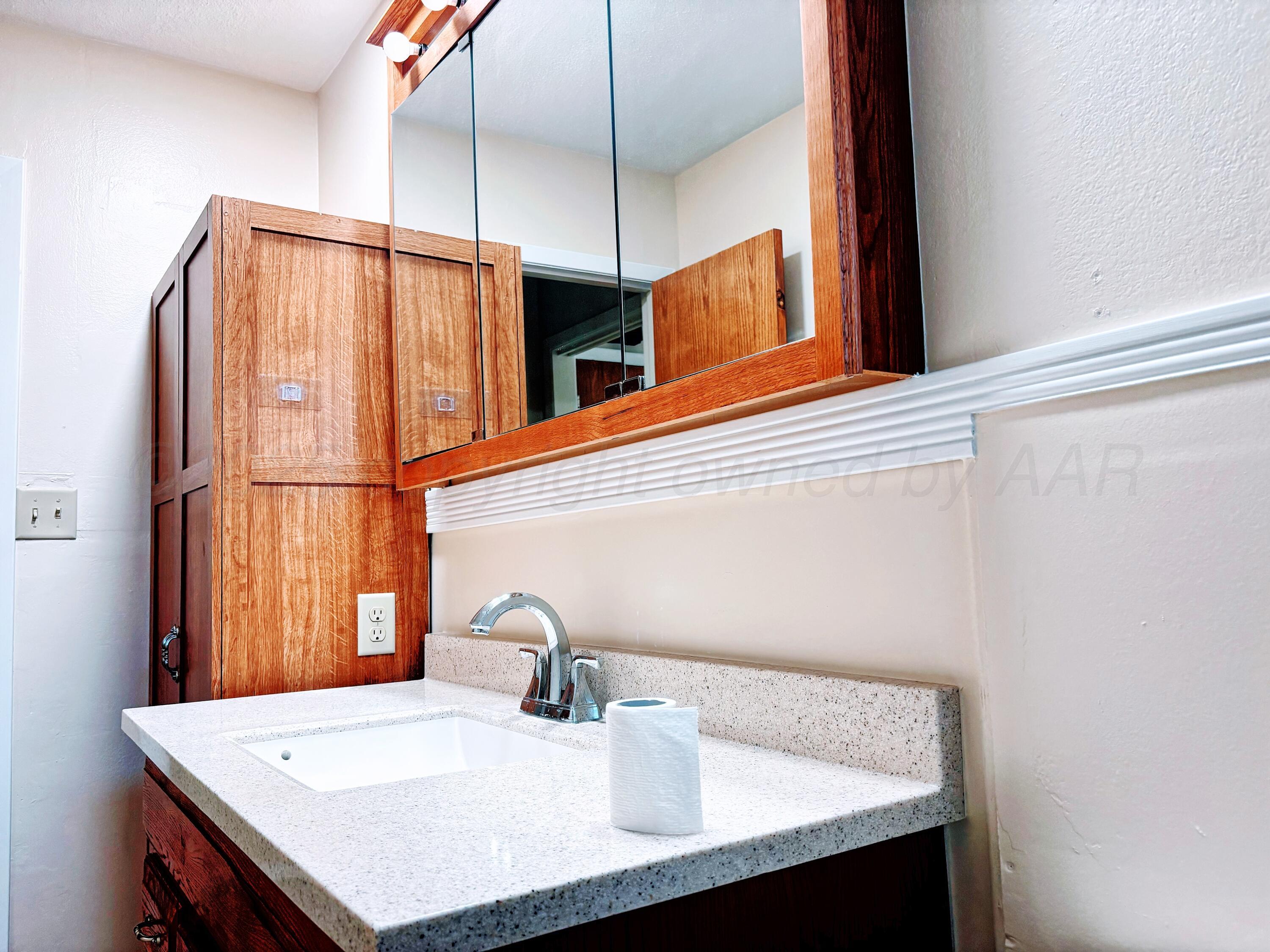 1510 S Indiana Street Property Photo 14