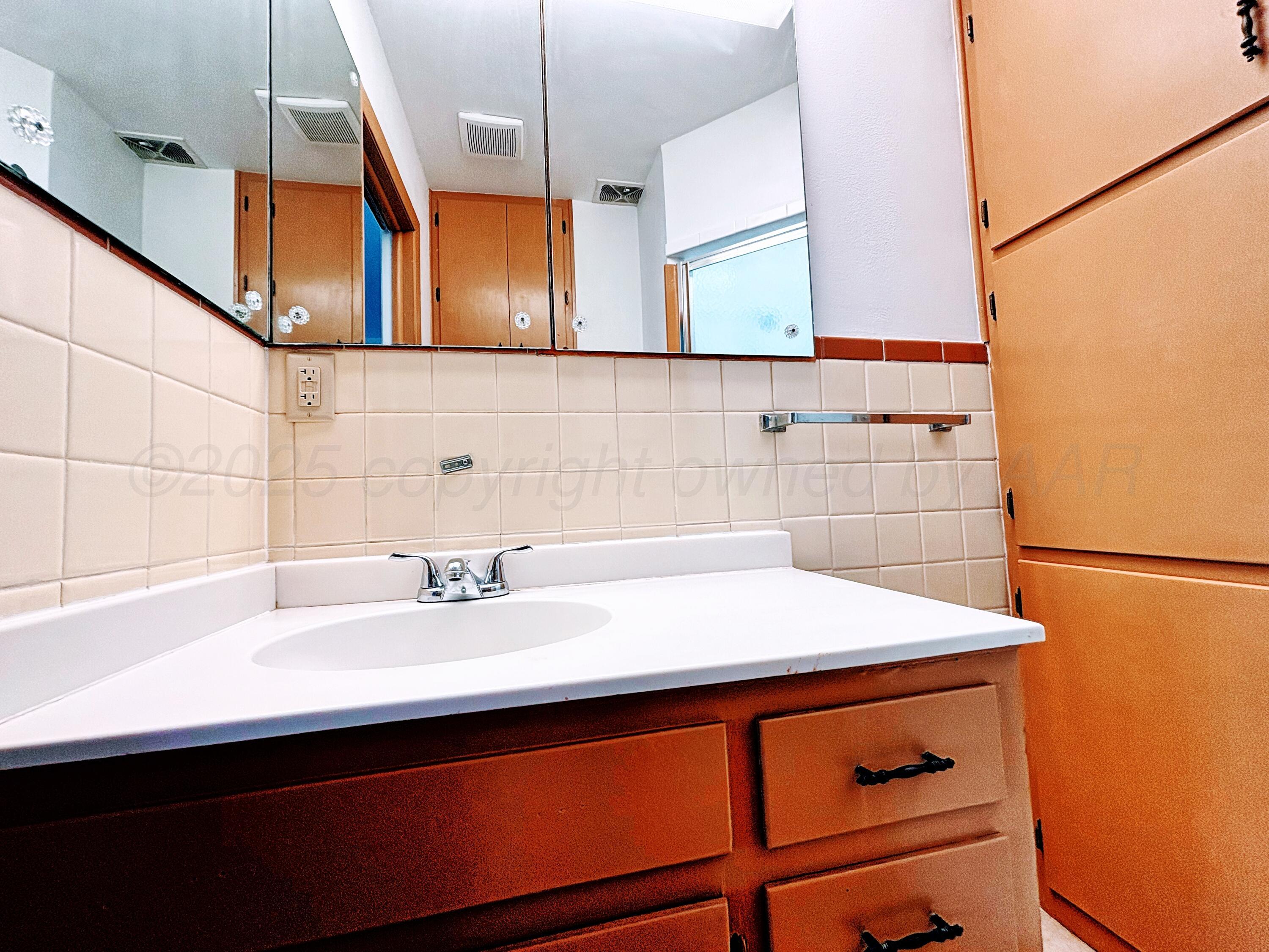 1510 S Indiana Street Property Photo 25