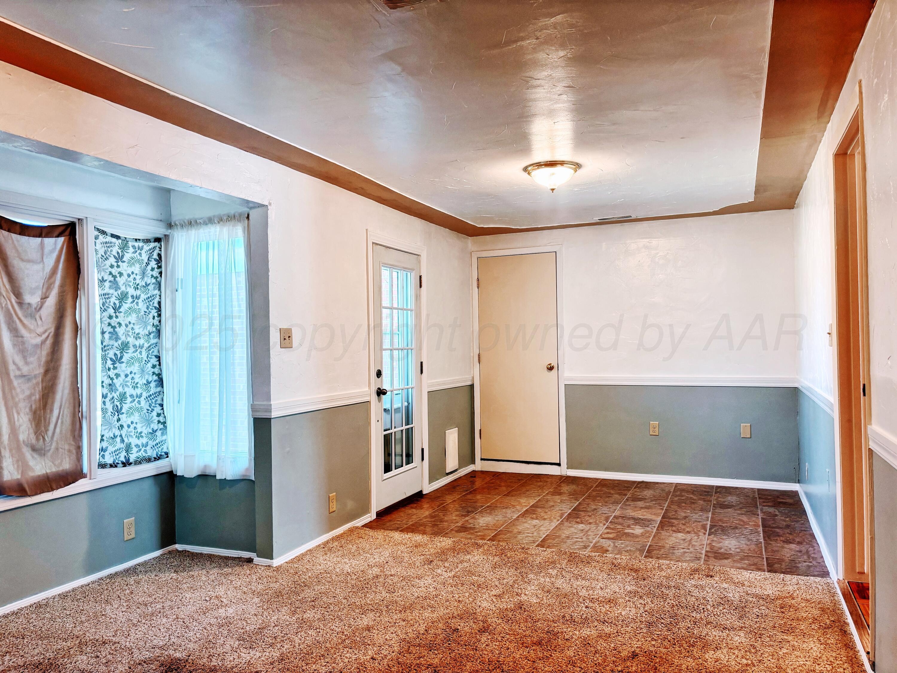 1510 S Indiana Street Property Photo 29