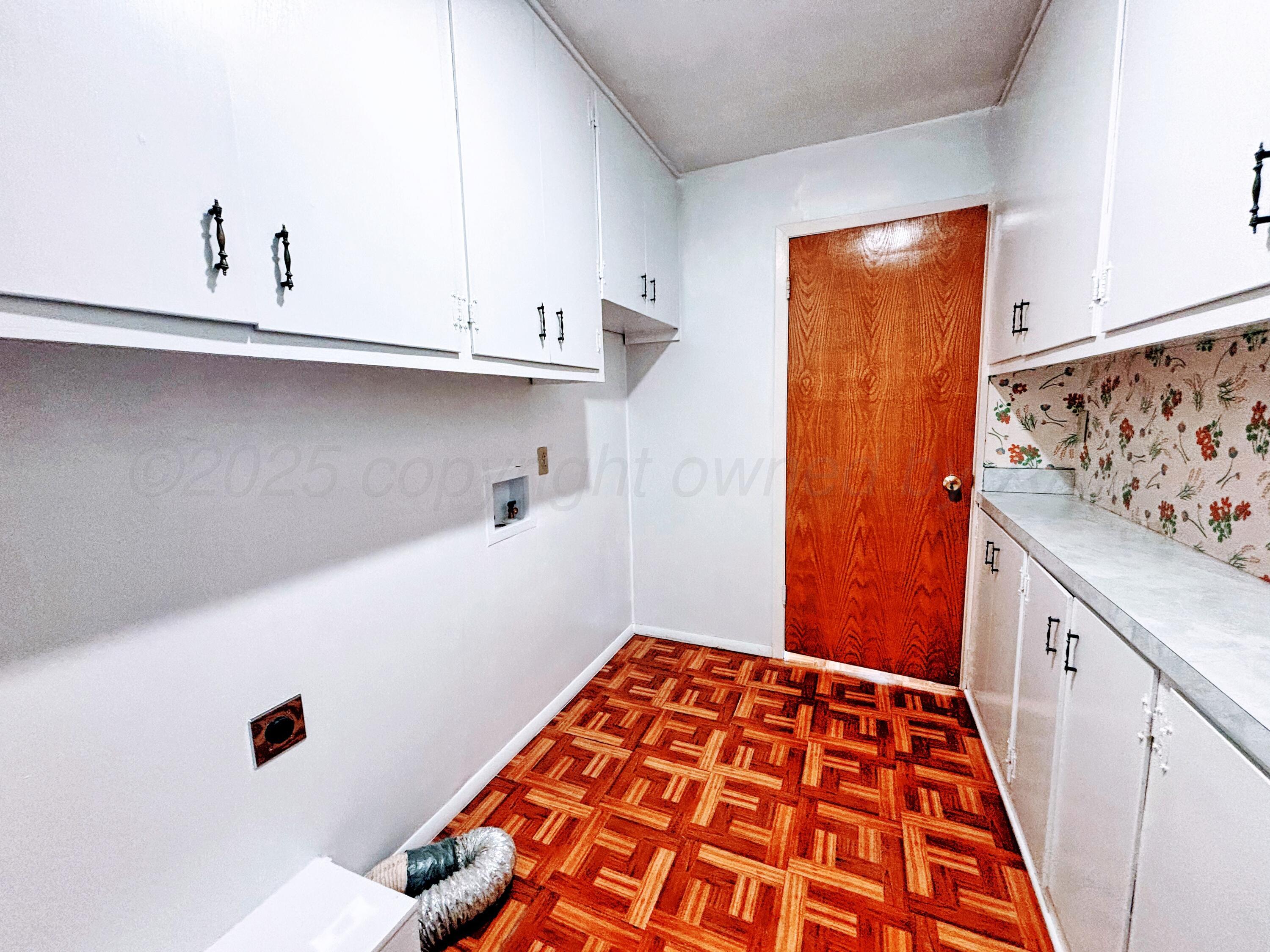 1510 S Indiana Street Property Photo 31