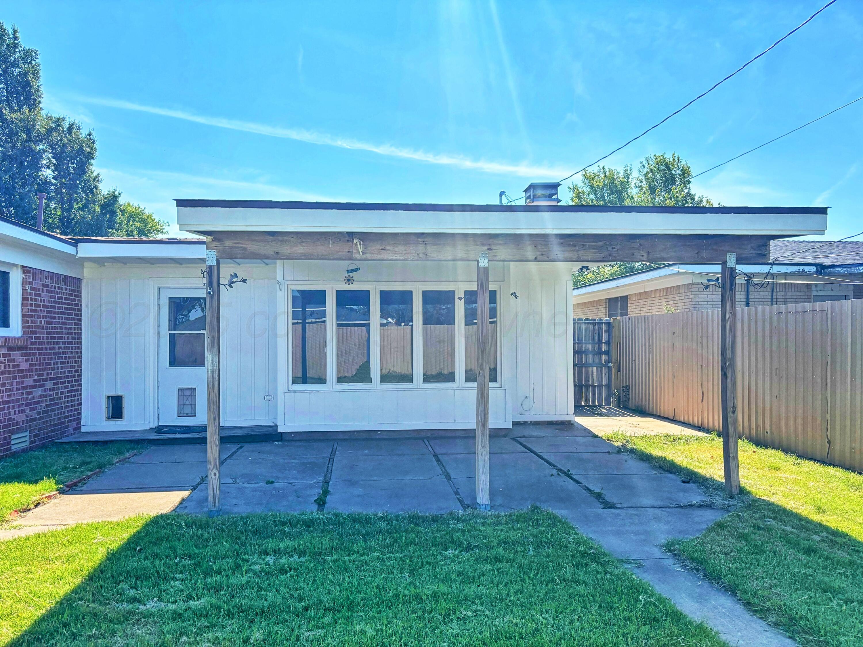 1510 S Indiana Street Property Photo 35