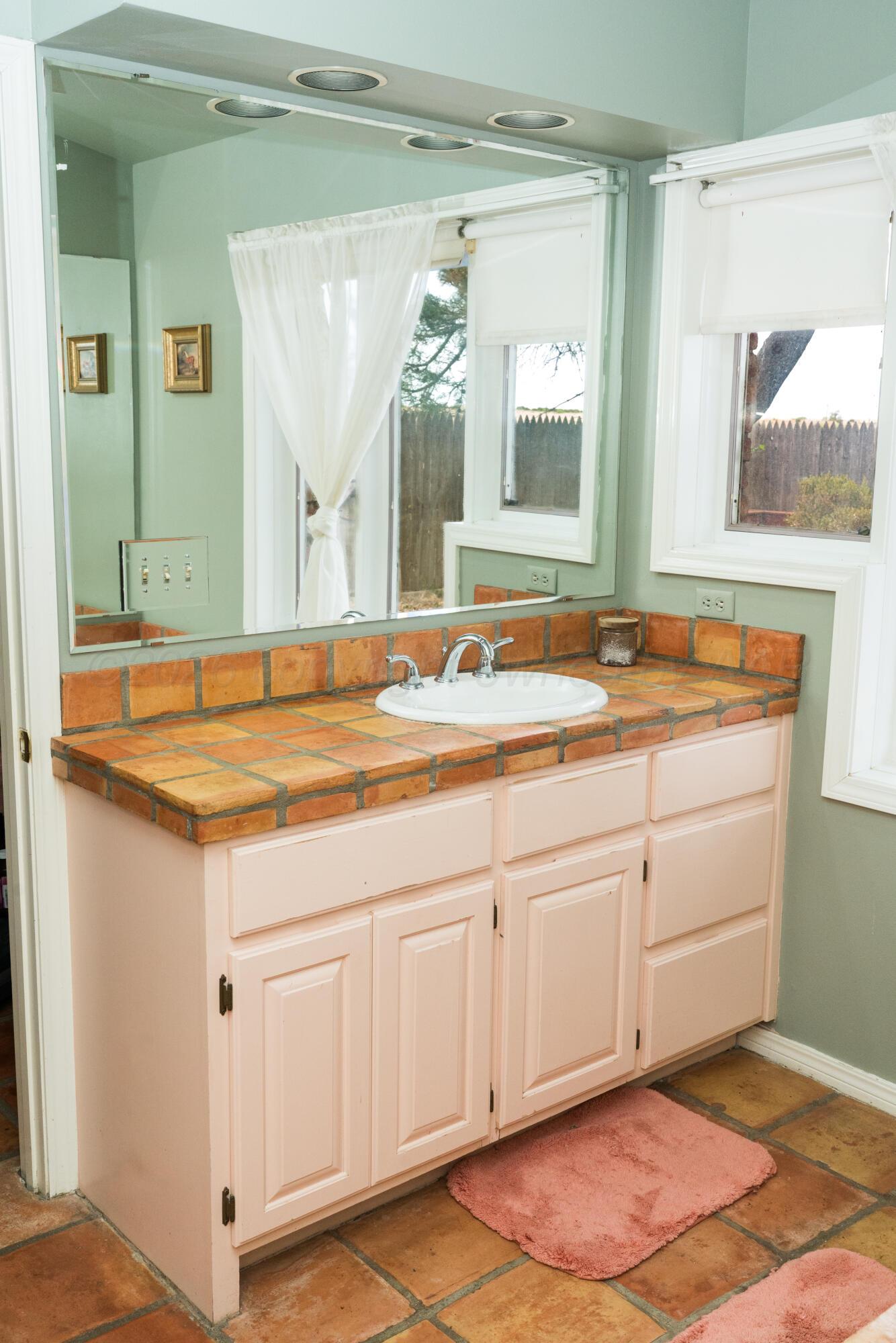 12177 Fm 2362 Property Photo 32
