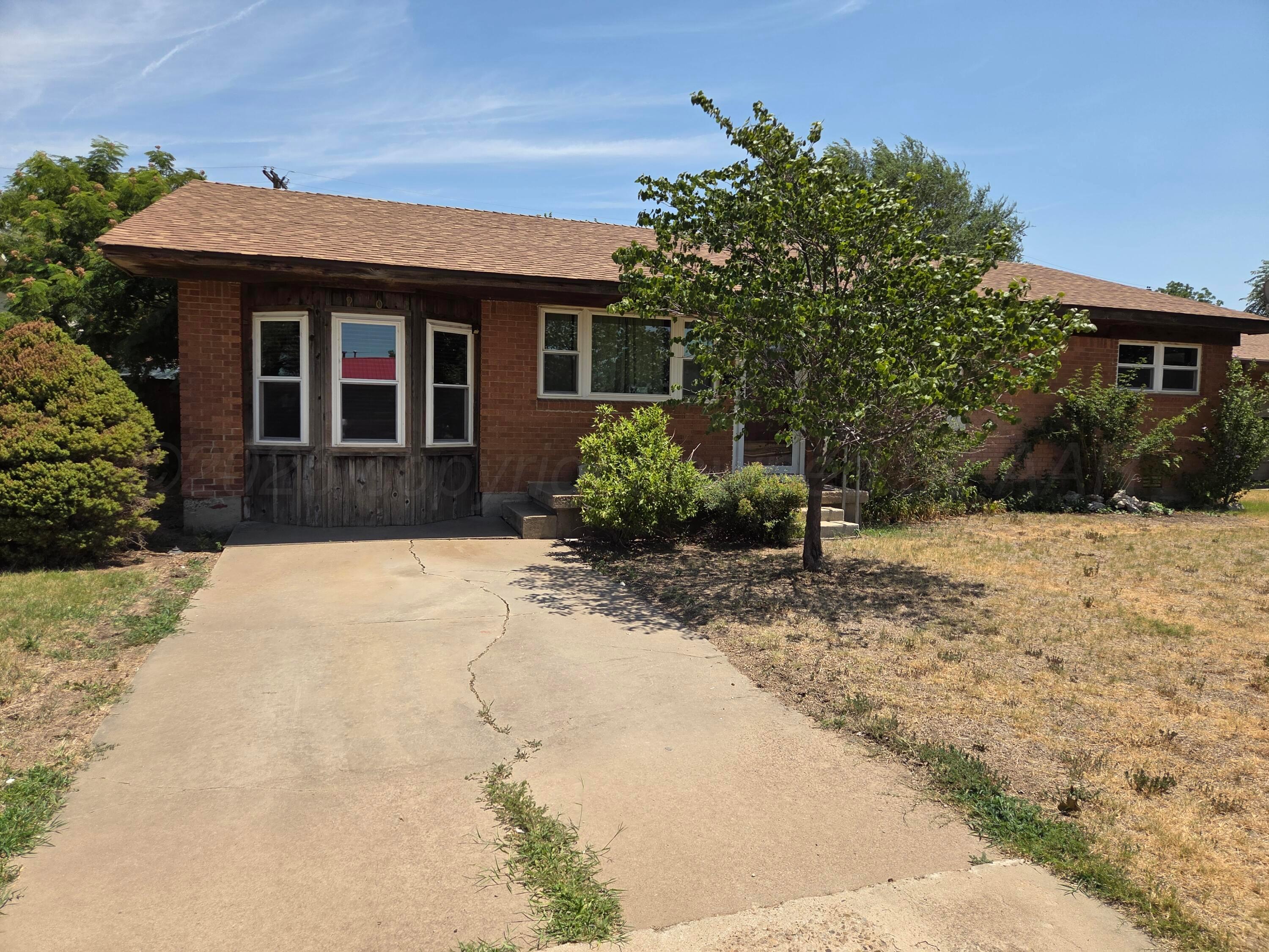 1909 Grinnell Drive Property Photo 1