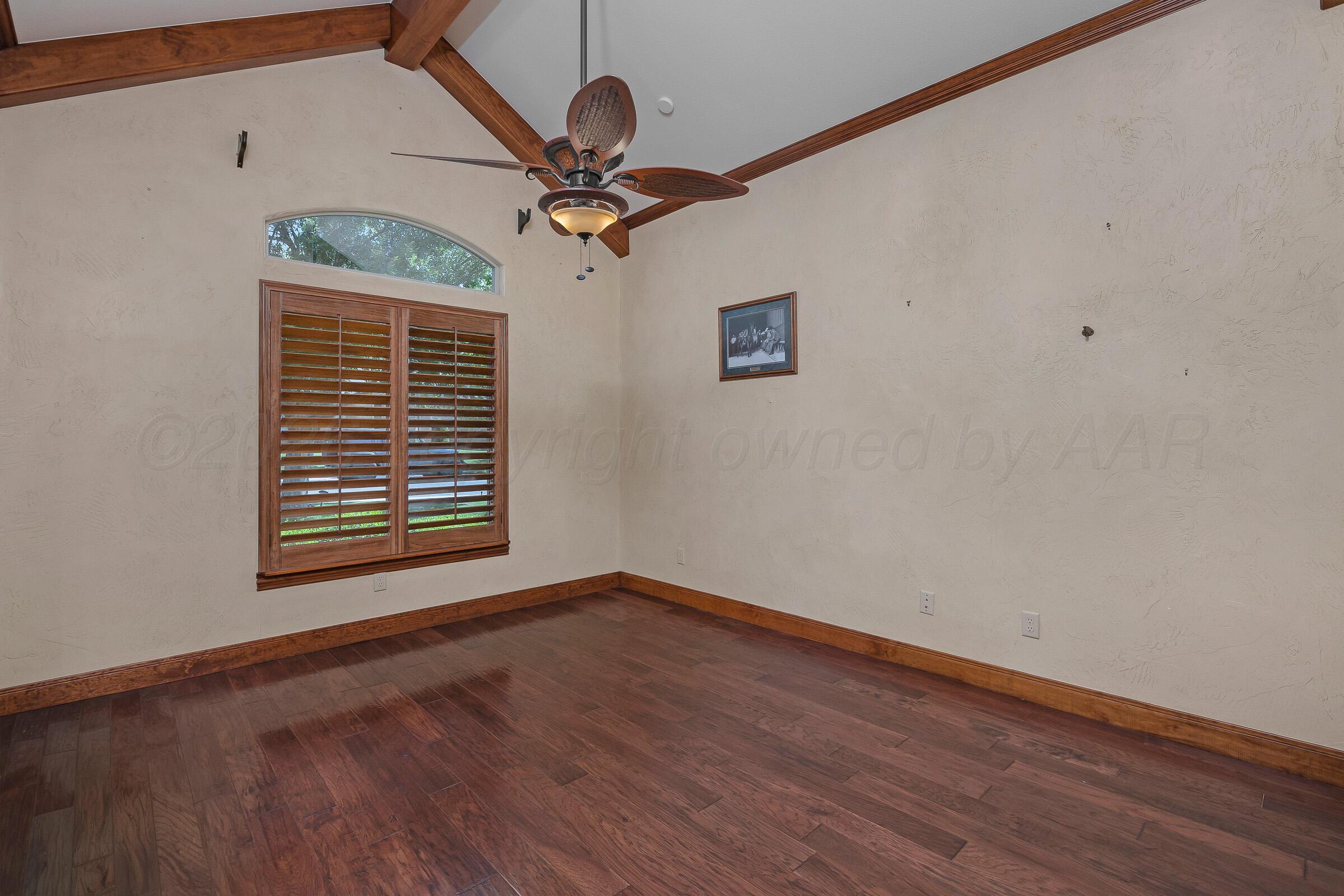 7813 Greenbriar Drive Property Photo 29