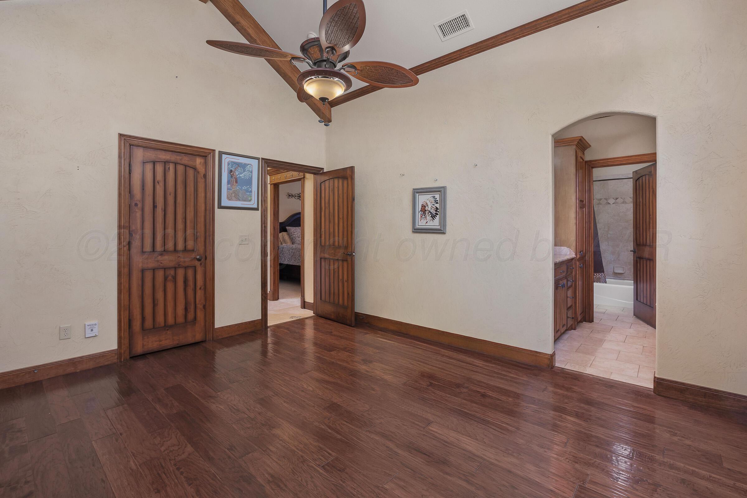 7813 Greenbriar Drive Property Photo 30