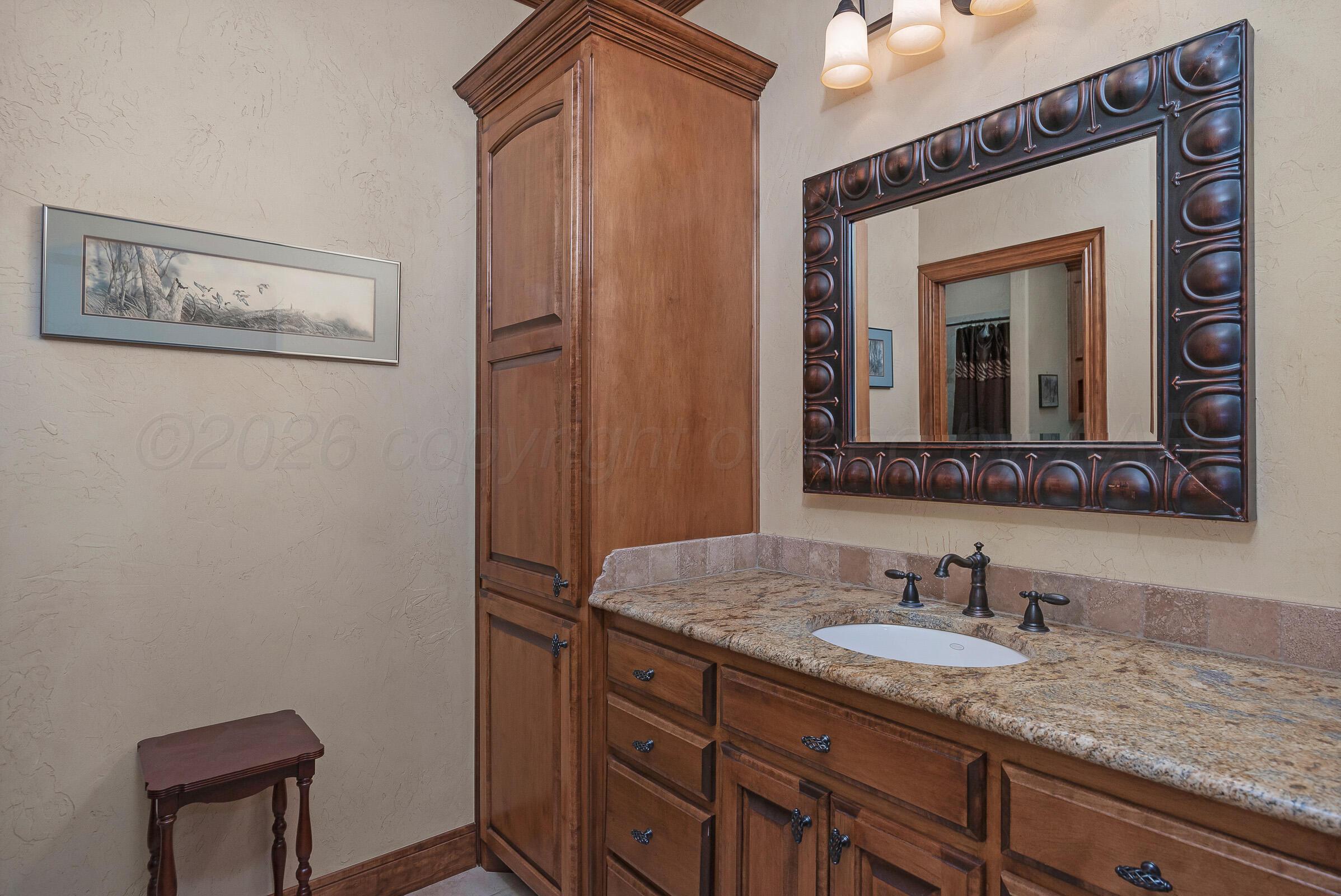 7813 Greenbriar Drive Property Photo 33