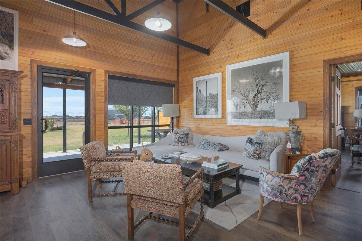 12621 Equestrian Trail Property Photo 6
