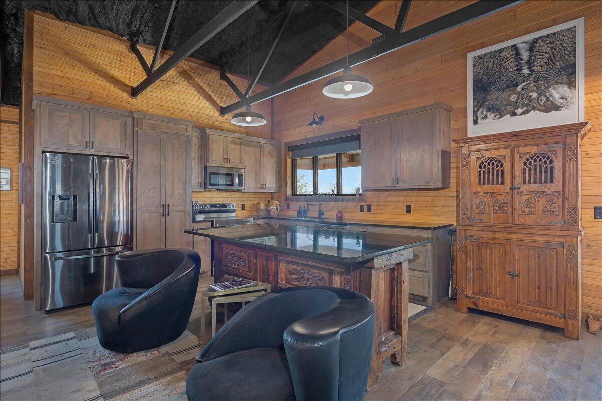 12621 Equestrian Trail Property Photo 7
