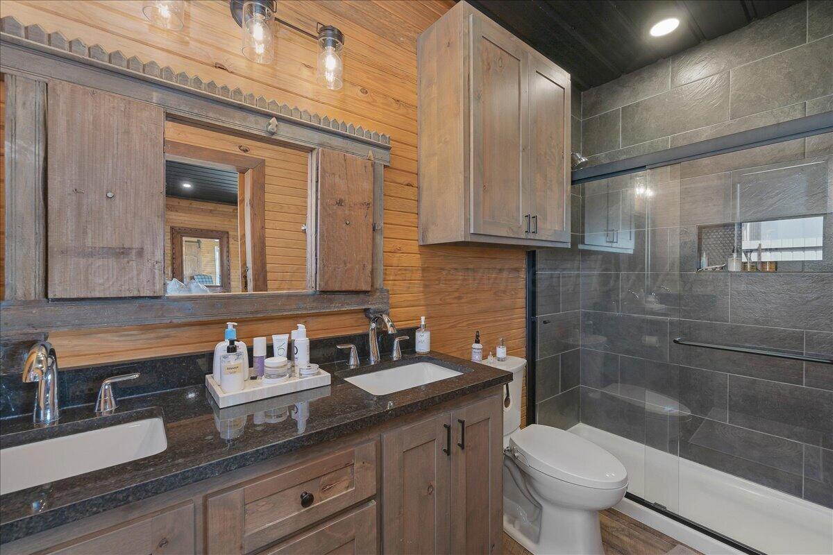 12621 Equestrian Trail Property Photo 16