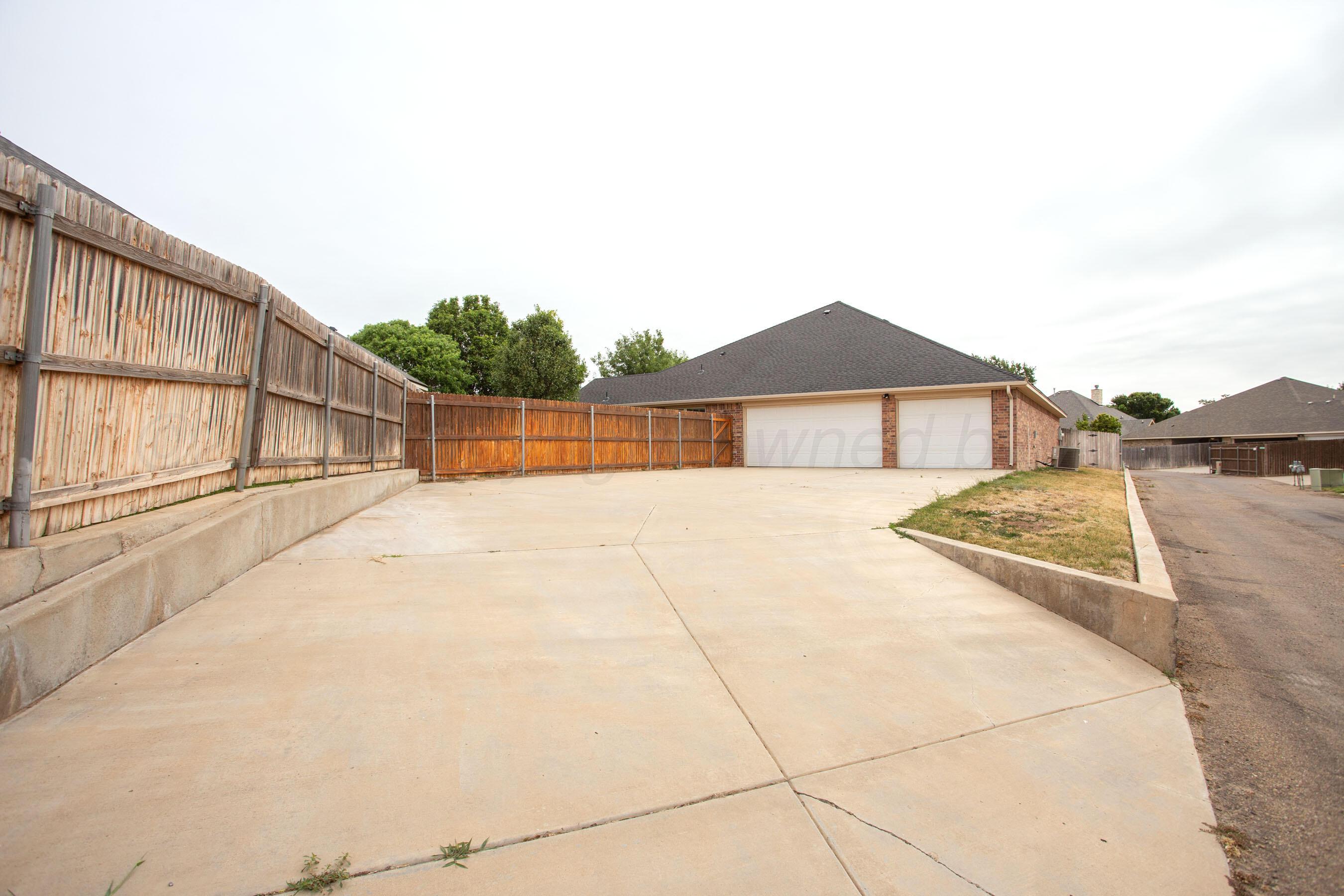 8403 Irvington Court Property Photo 29